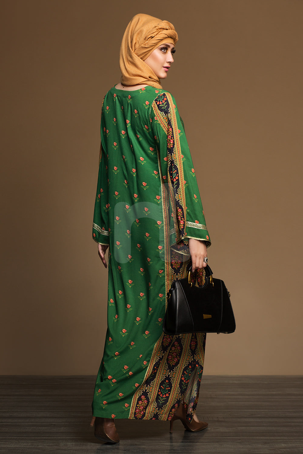 DW19-27 - Nishat Linen UAE