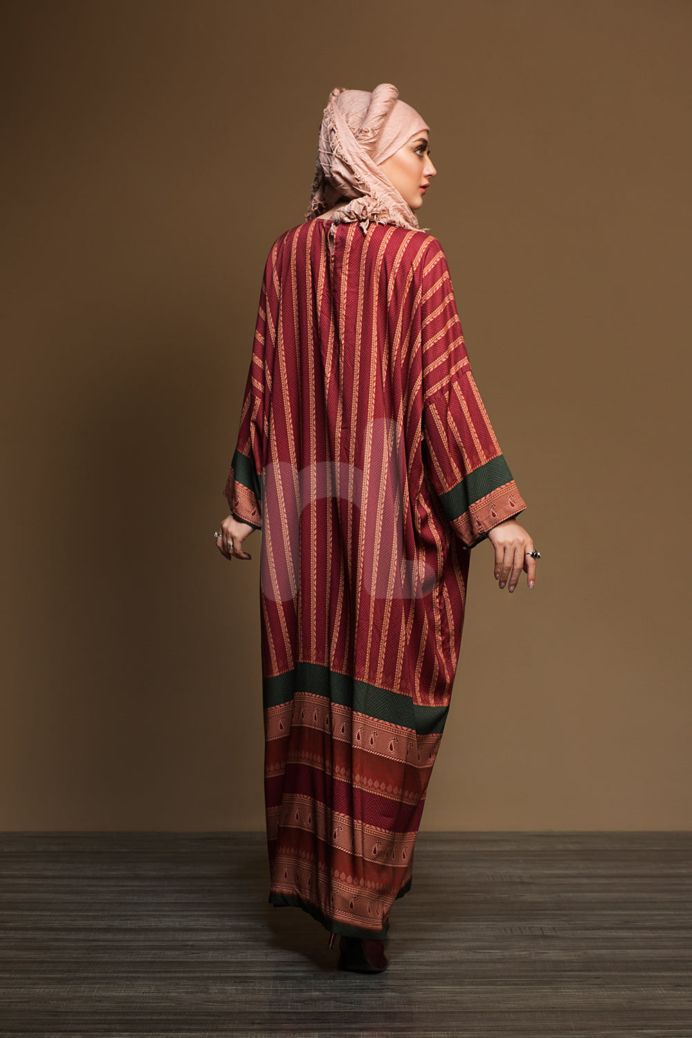 DW19-33 - Nishat Linen UAE