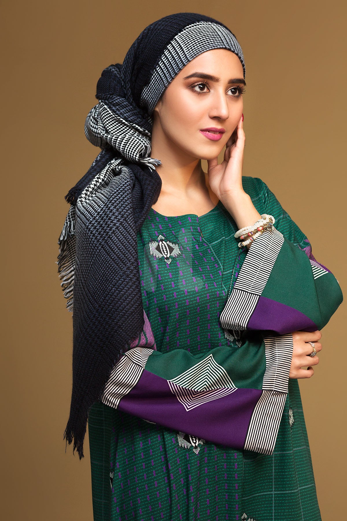 DW19-56 - Nishat Linen UAE