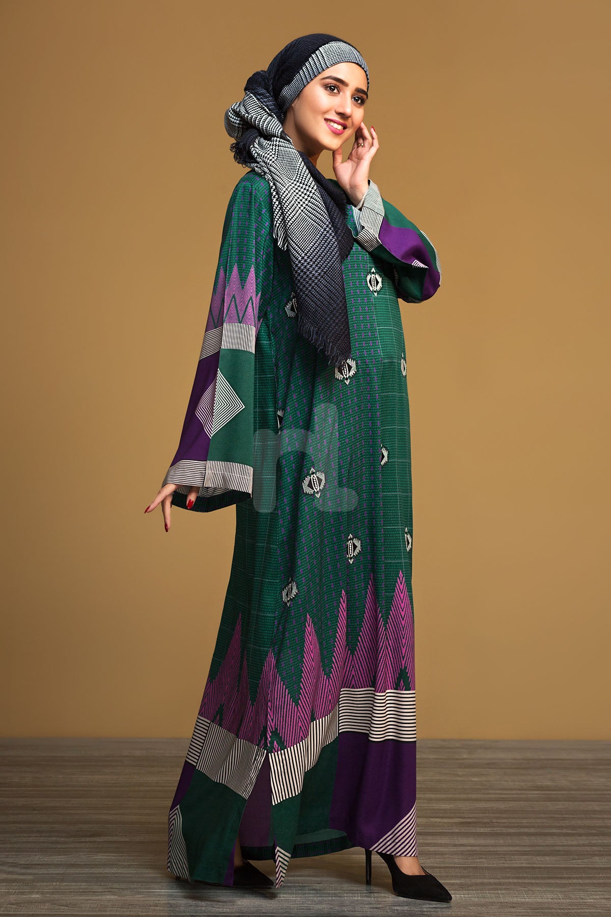 DW19-56 - Nishat Linen UAE