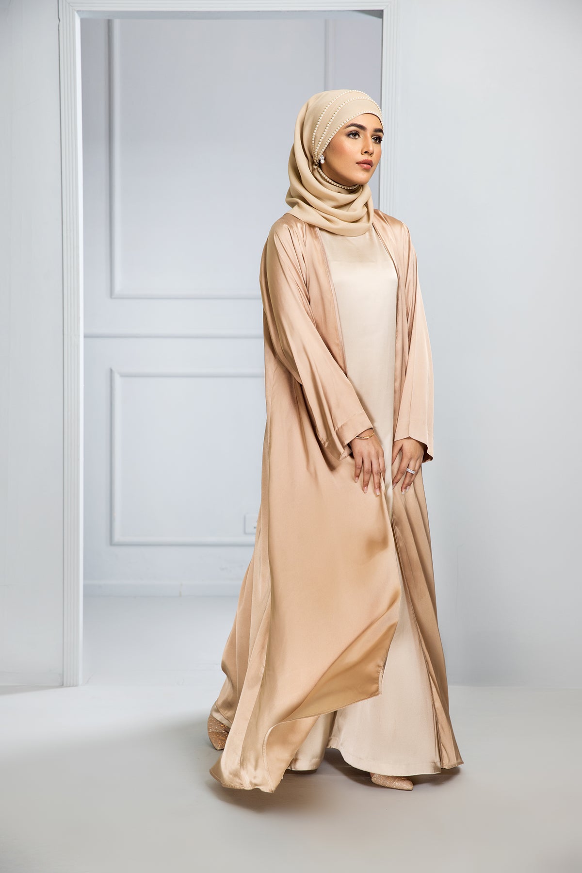 DW21-32-Basic Long Gown 2PC
