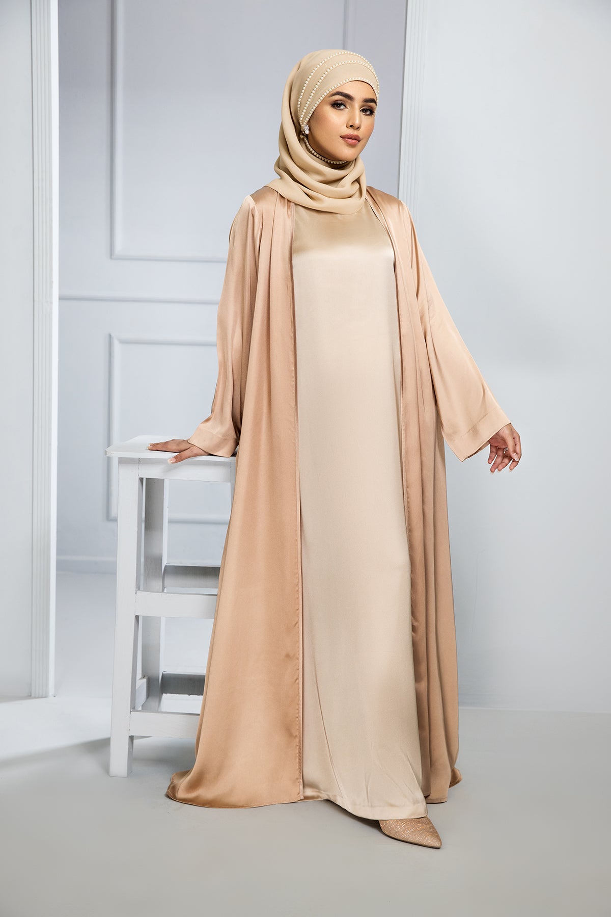 DW21-32-Basic Long Gown 2PC