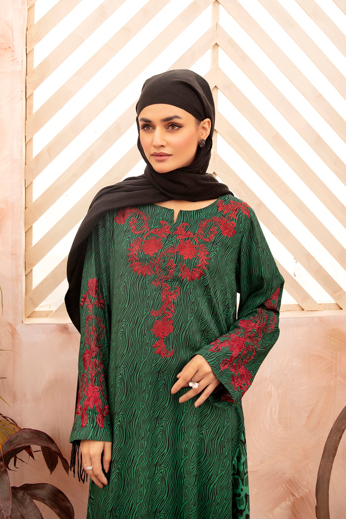 DW21-77-Printed Embroidered 1PC