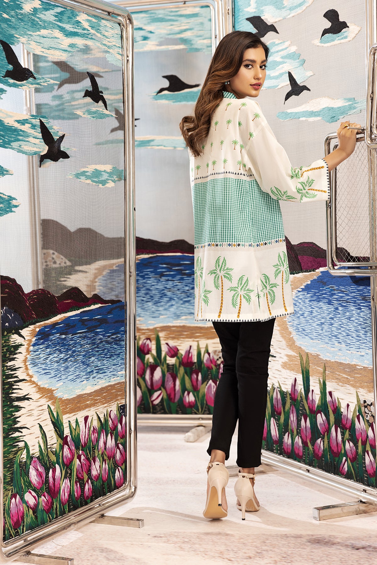 FS22-41-Button Down Printed Shirt