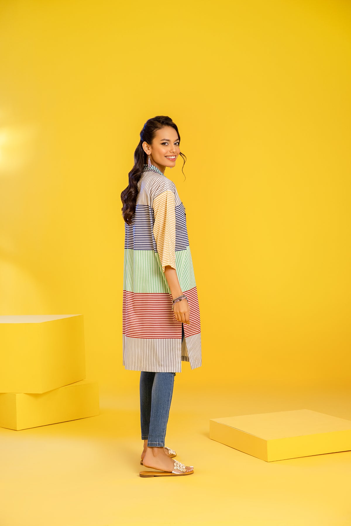 FS22-69-Collar Neck Printed Shirt