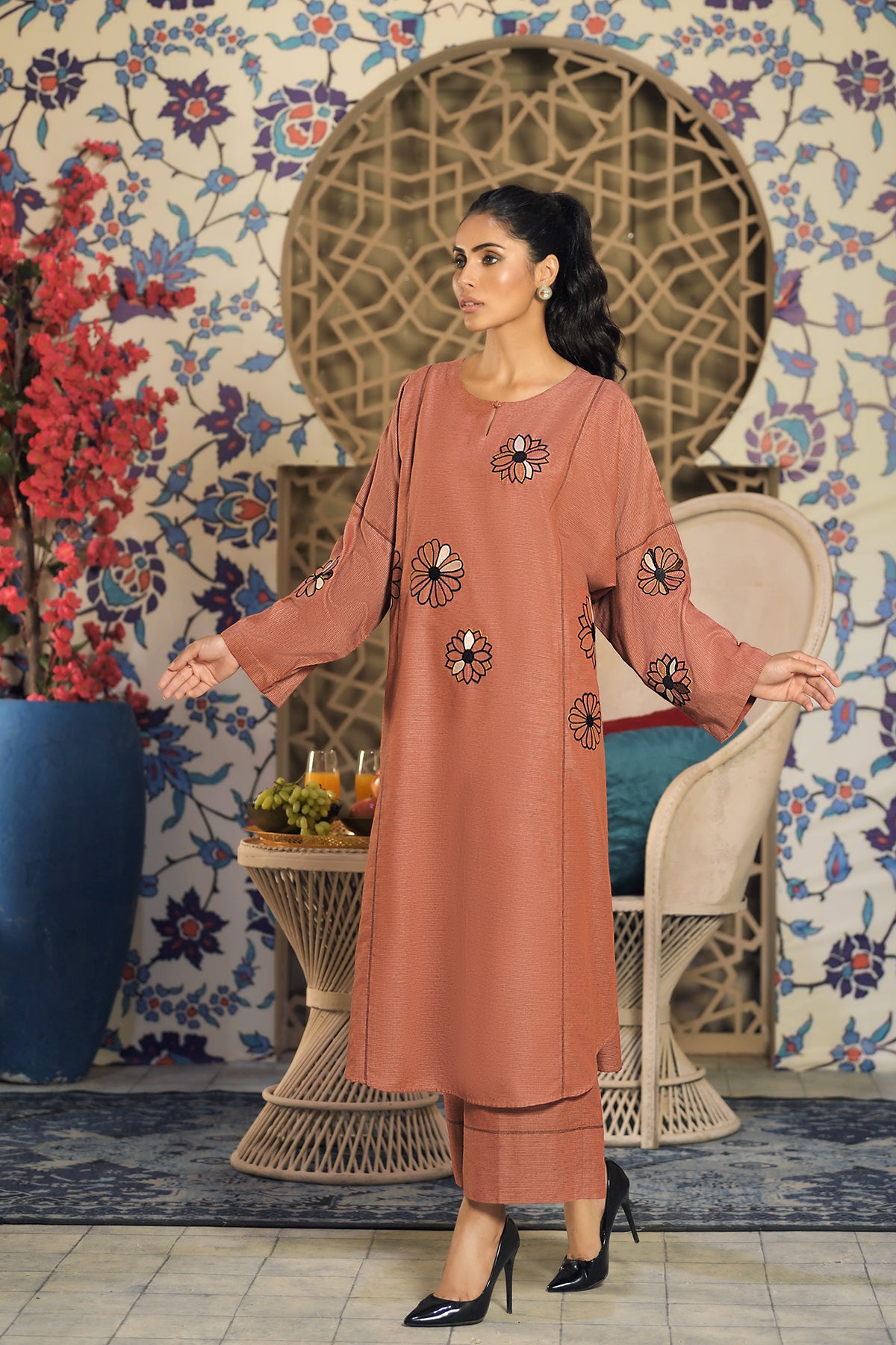 KFW21-41-Embroidered 2PC