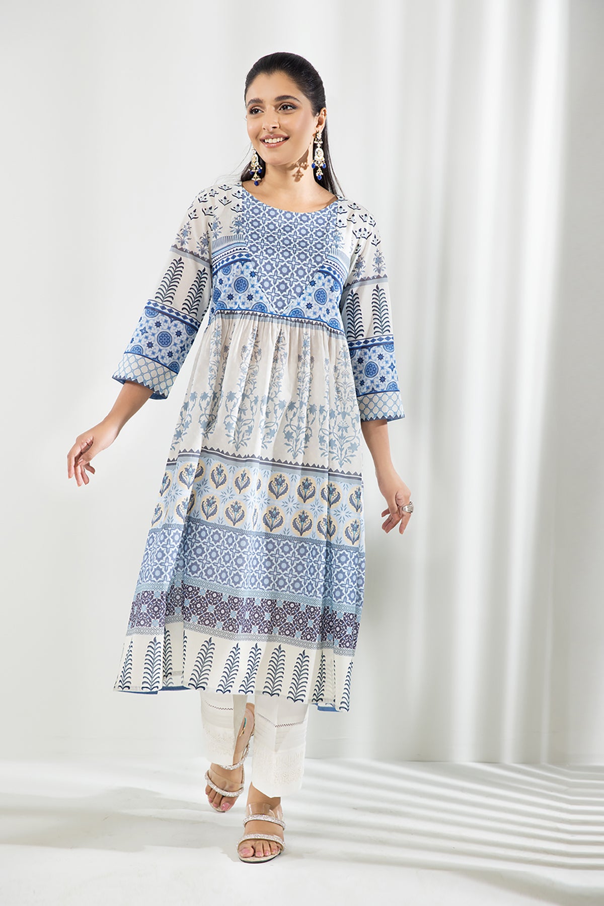 PE22-101-Printed Long Dress 1PC