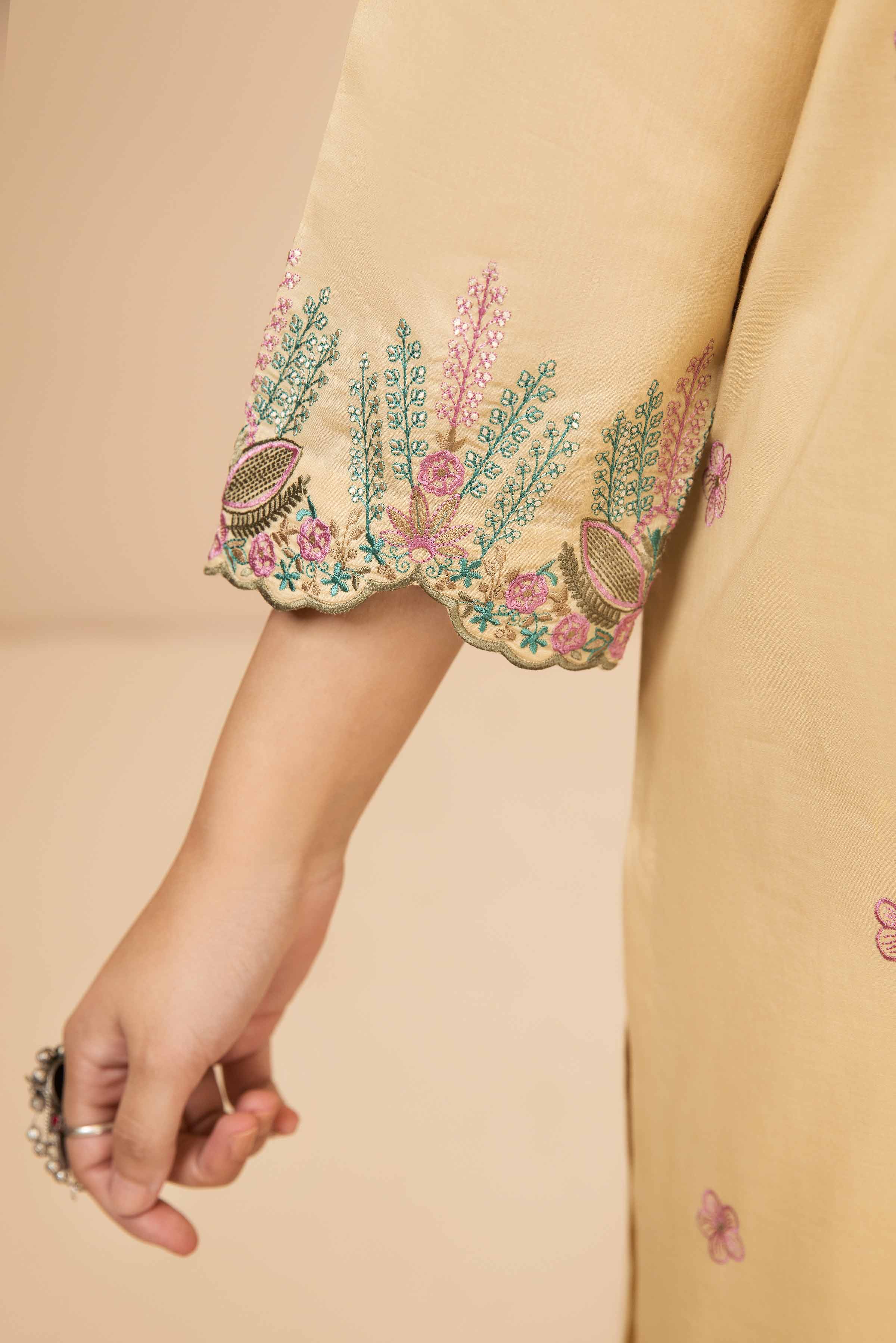 2 Piece - Embroidered Suit - PE23-65