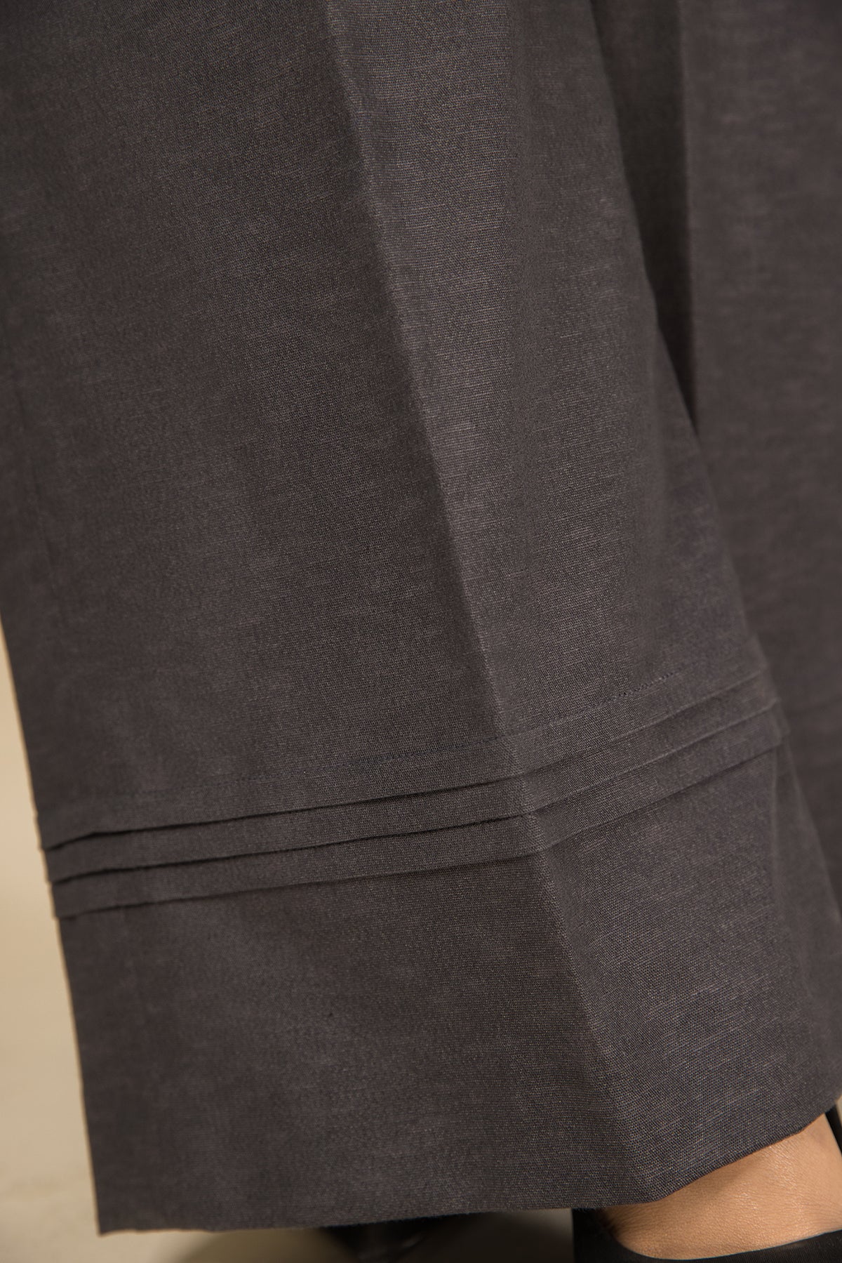 PW22-175-Basic Loose Trousers