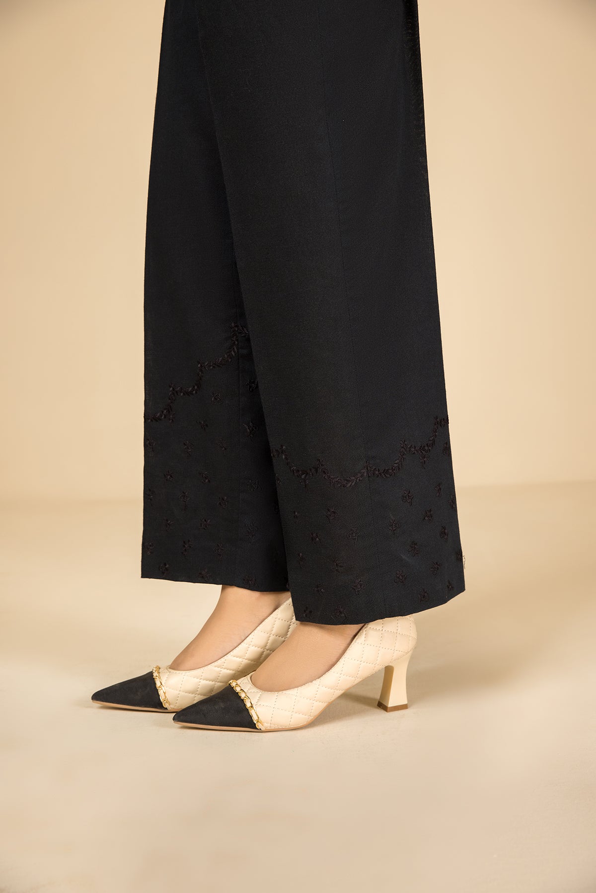 PW22-29-Embroidered Trousers