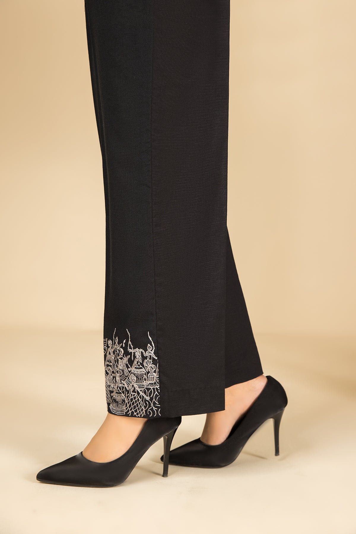 PW22-46-Embroidered Trousers