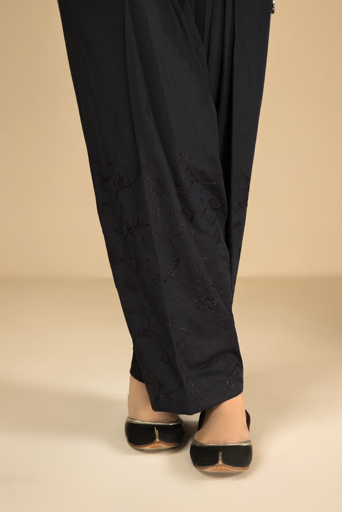PW22-61-Embroidered Shalwar