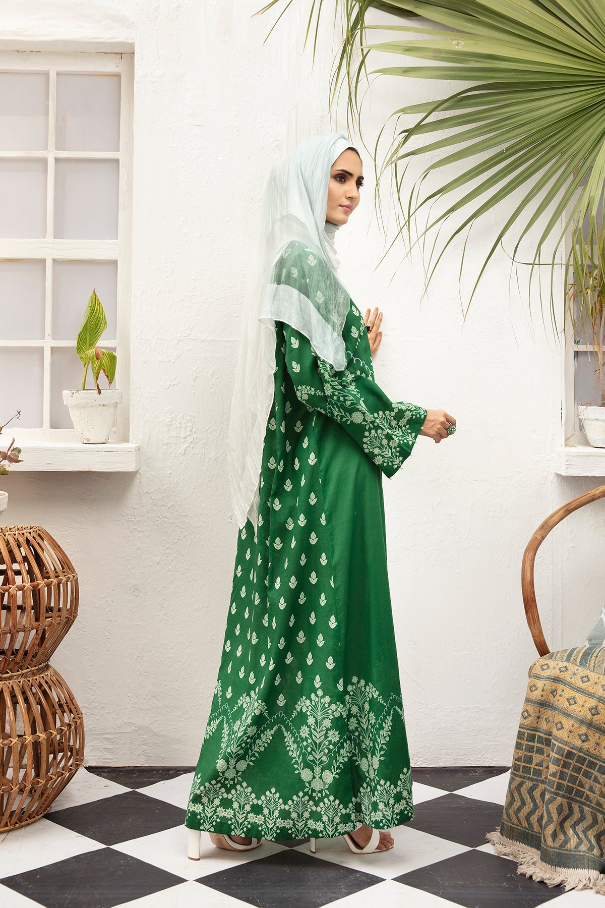 DS21-96-Digital Lawn Stitched Fustaan with Mask 1PC