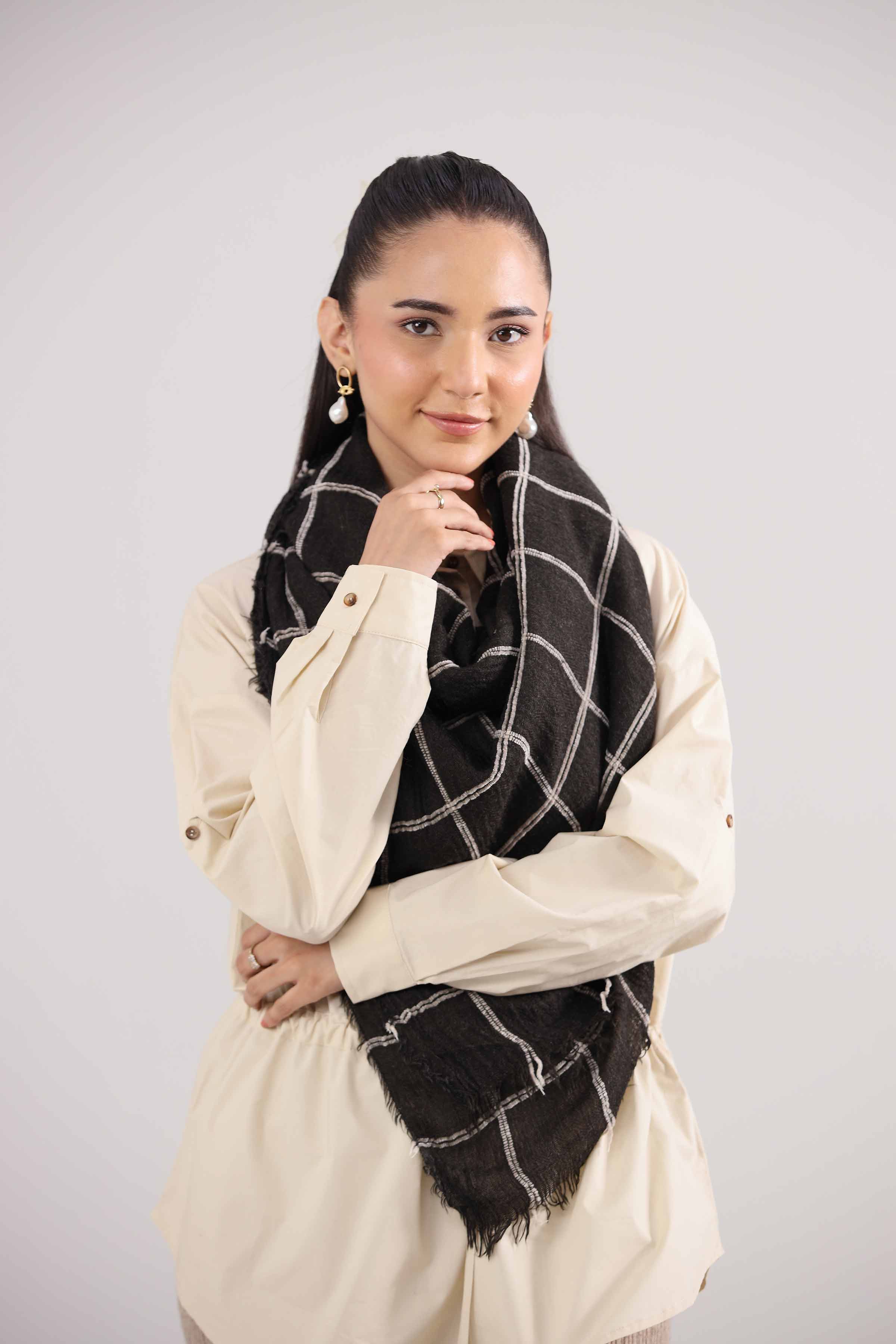 Black Women Shawl - 439642103