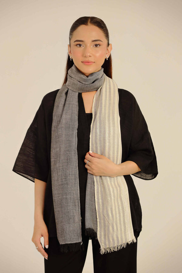 Grey Women Scarf - 442462111