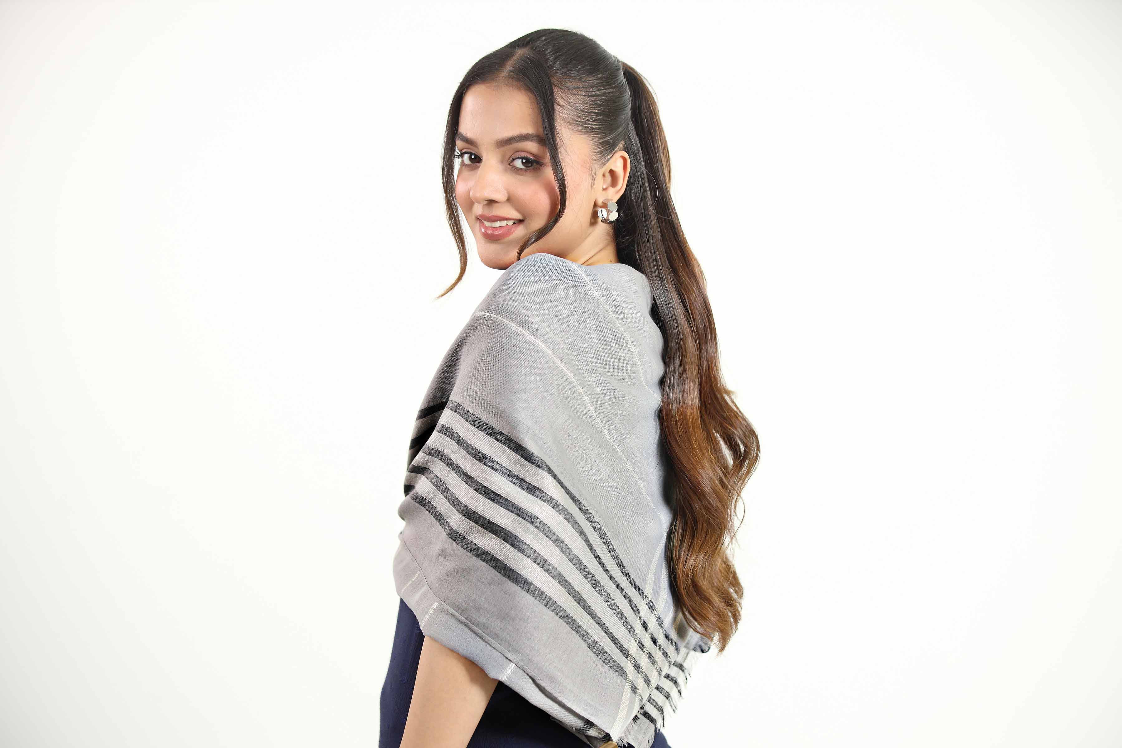 Grey Women Scarf - 442762111