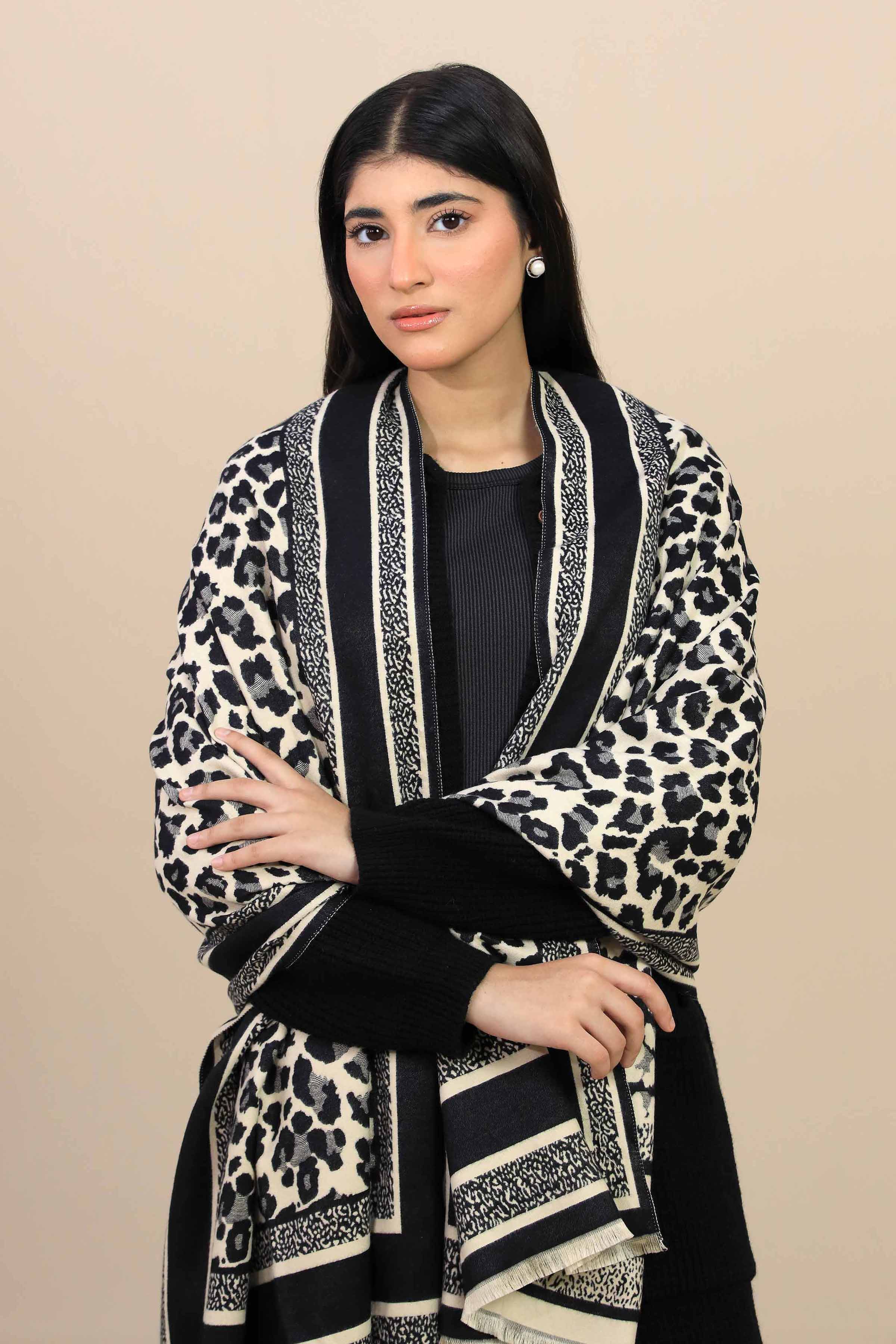 Nishat Linen UAE - Black Women Shawl - 443952103