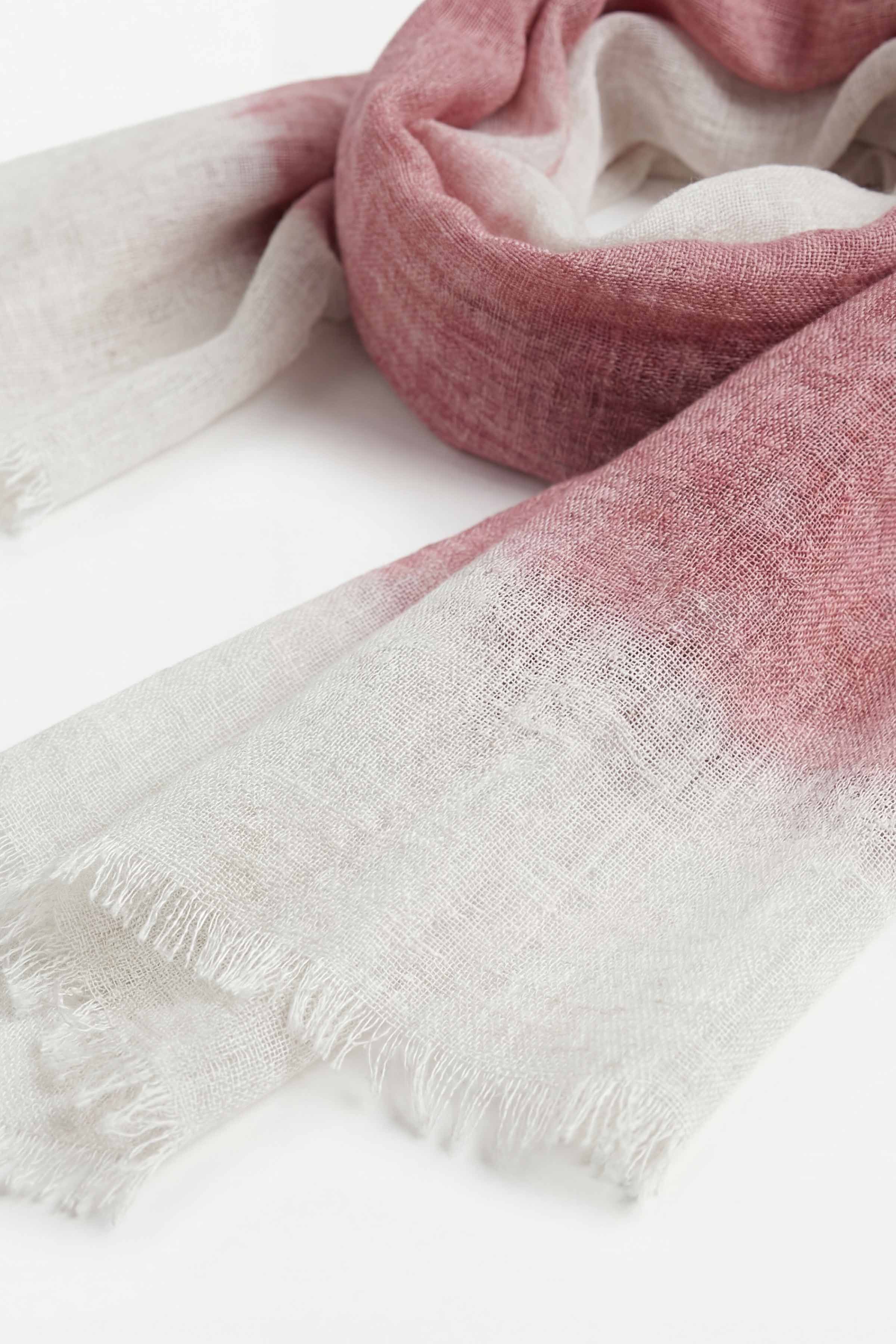 Purple Women Scarf - 447402109