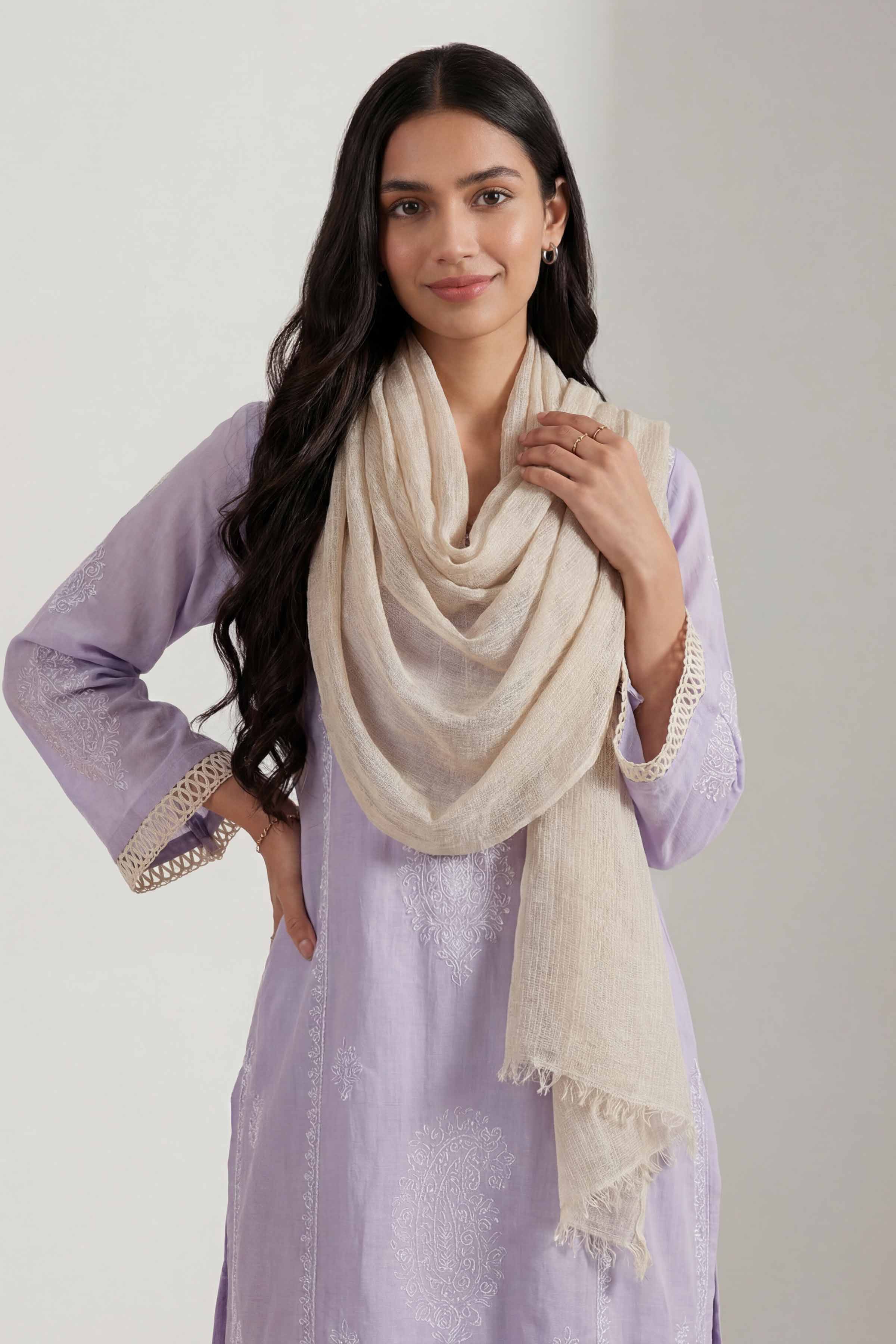 Off White Women Scarf - 447422107