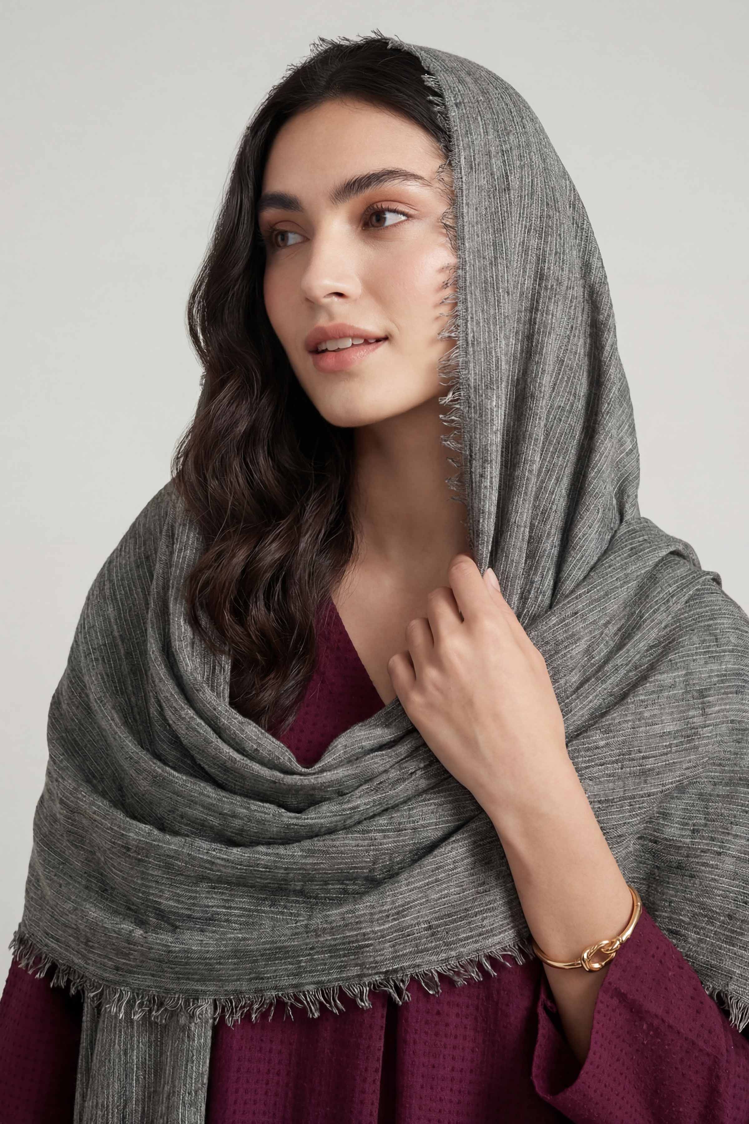 Grey Women Scarf - 447442111