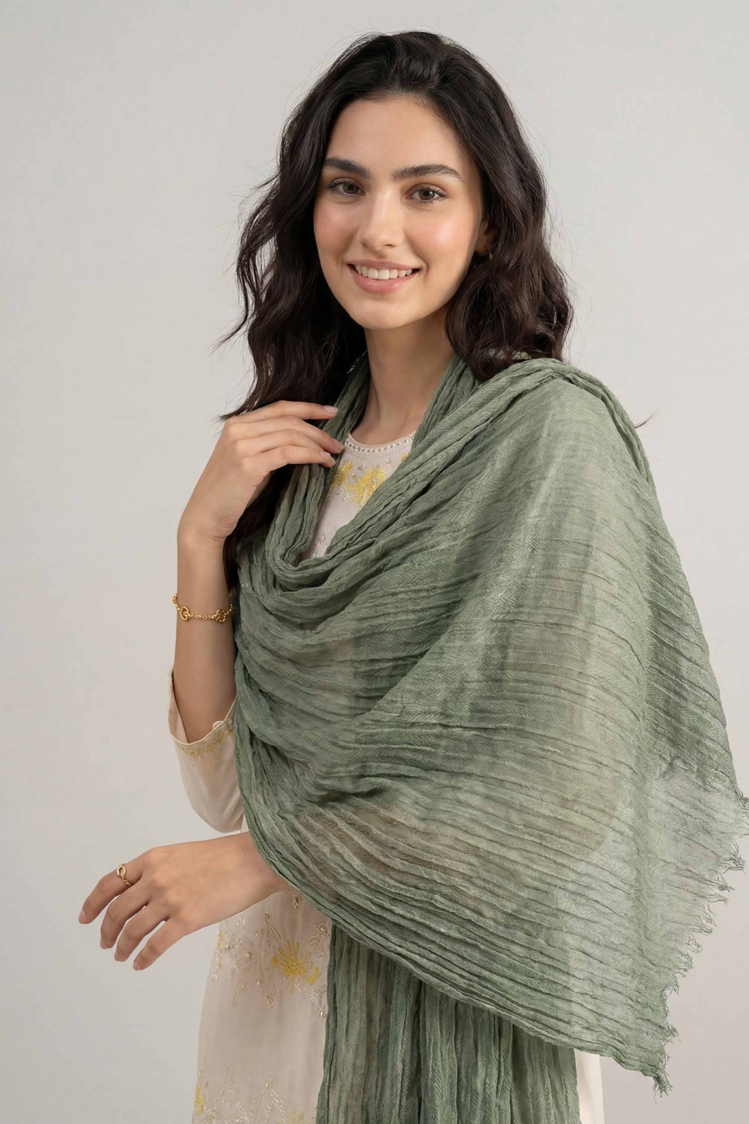 Green Women Scarf - 447462104