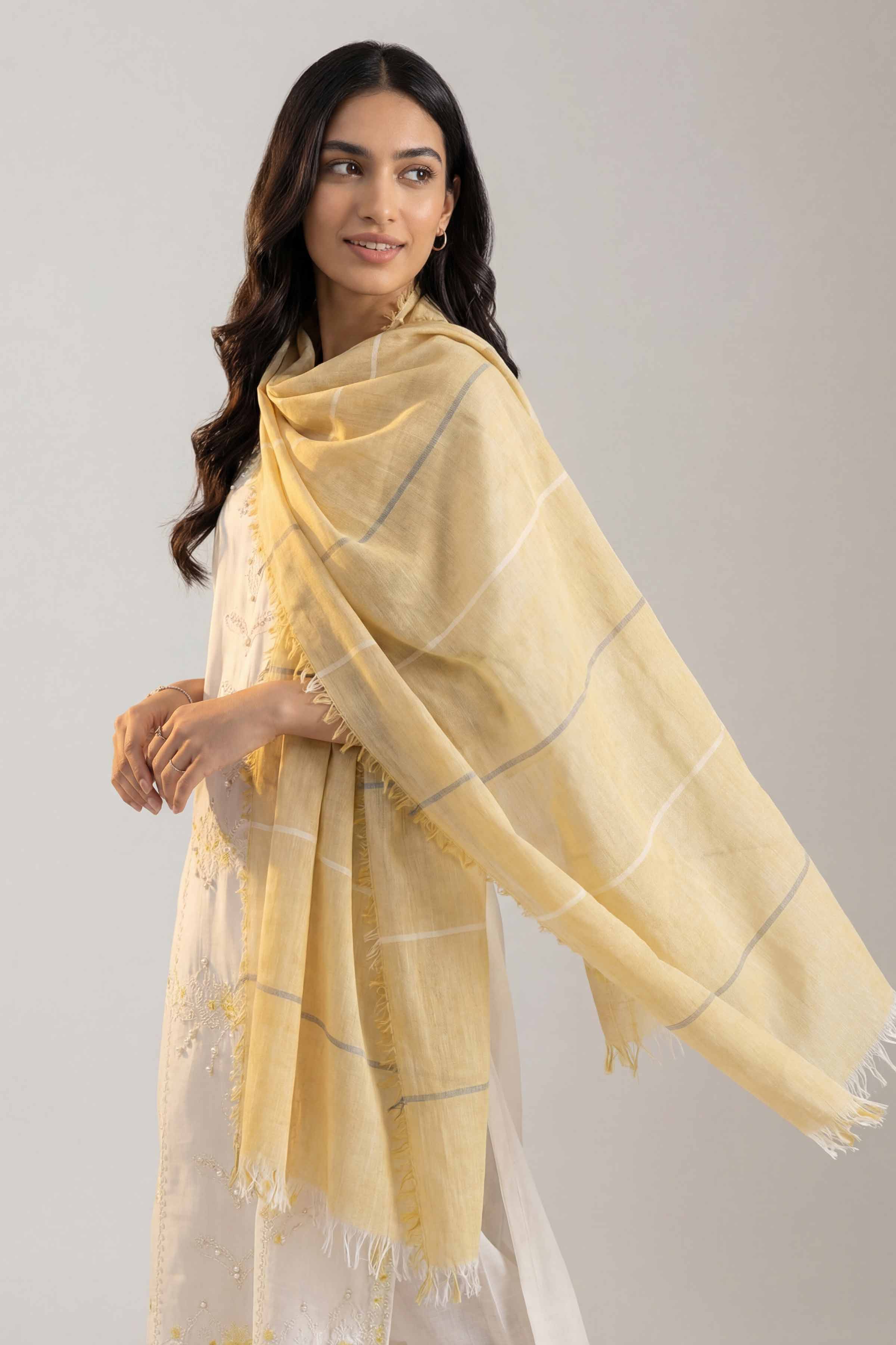 Off White Women Scarf - 447472107