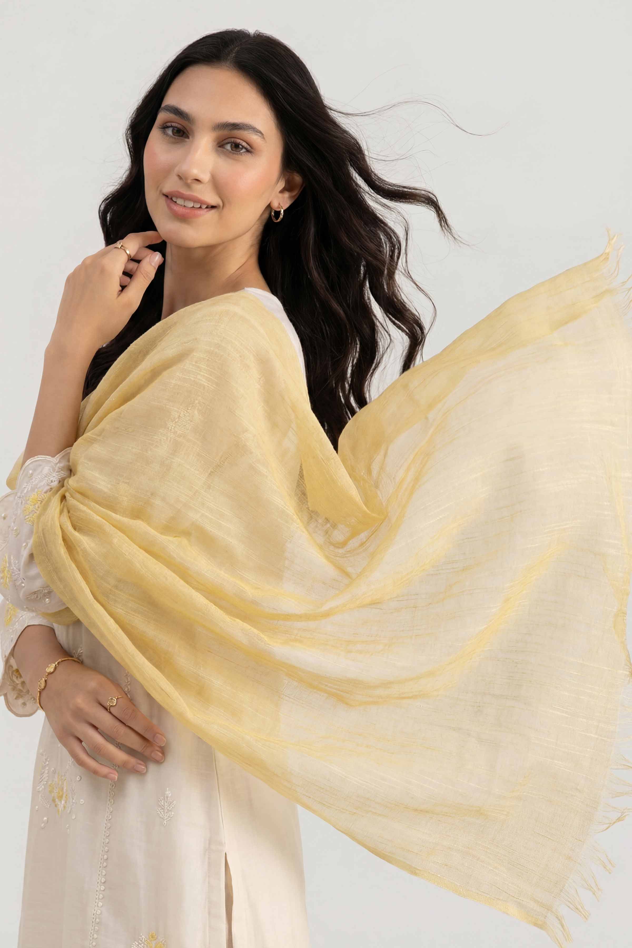 Yellow Women Scarf - 447522102