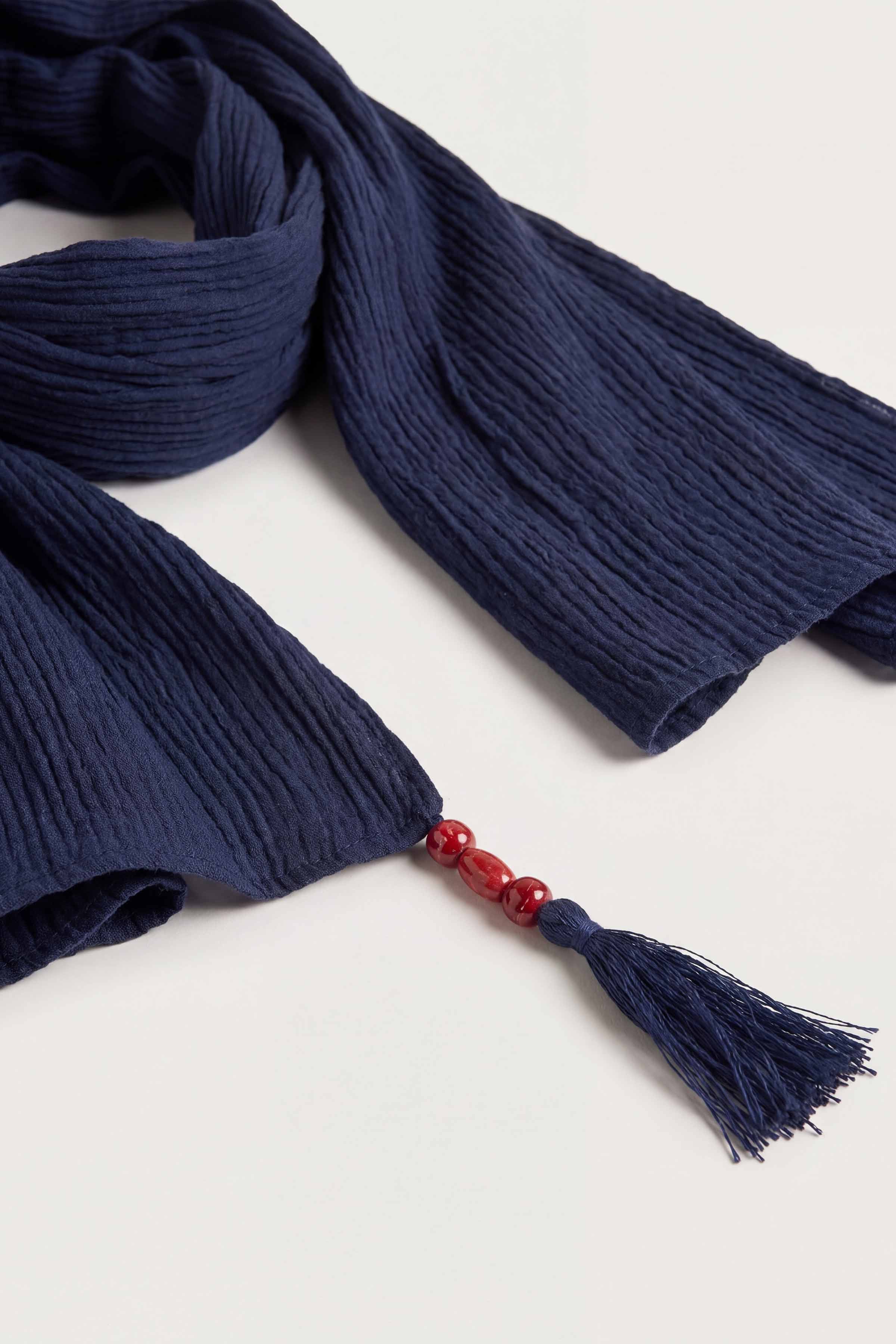 Black Women Scarf - 447552103