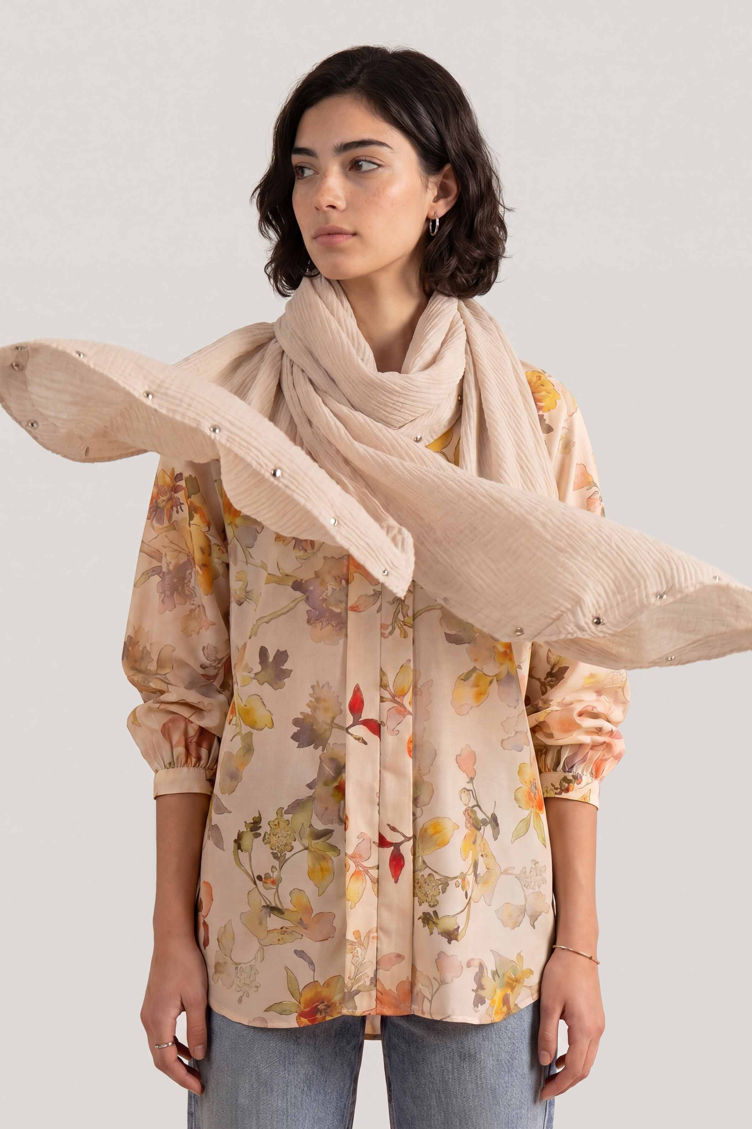 Beige Women Scarf - 447622118