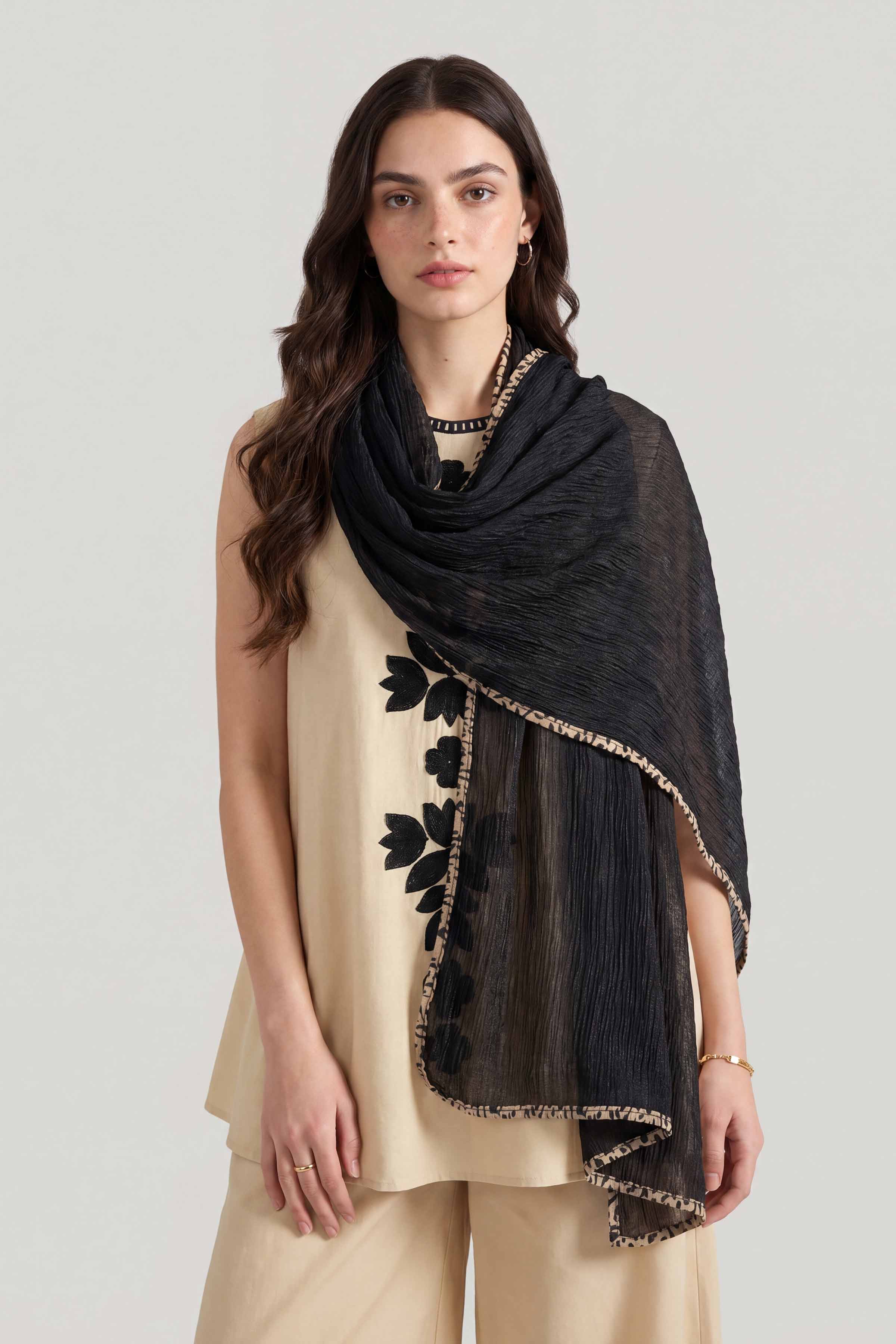 Black Women Scarf - 447672103
