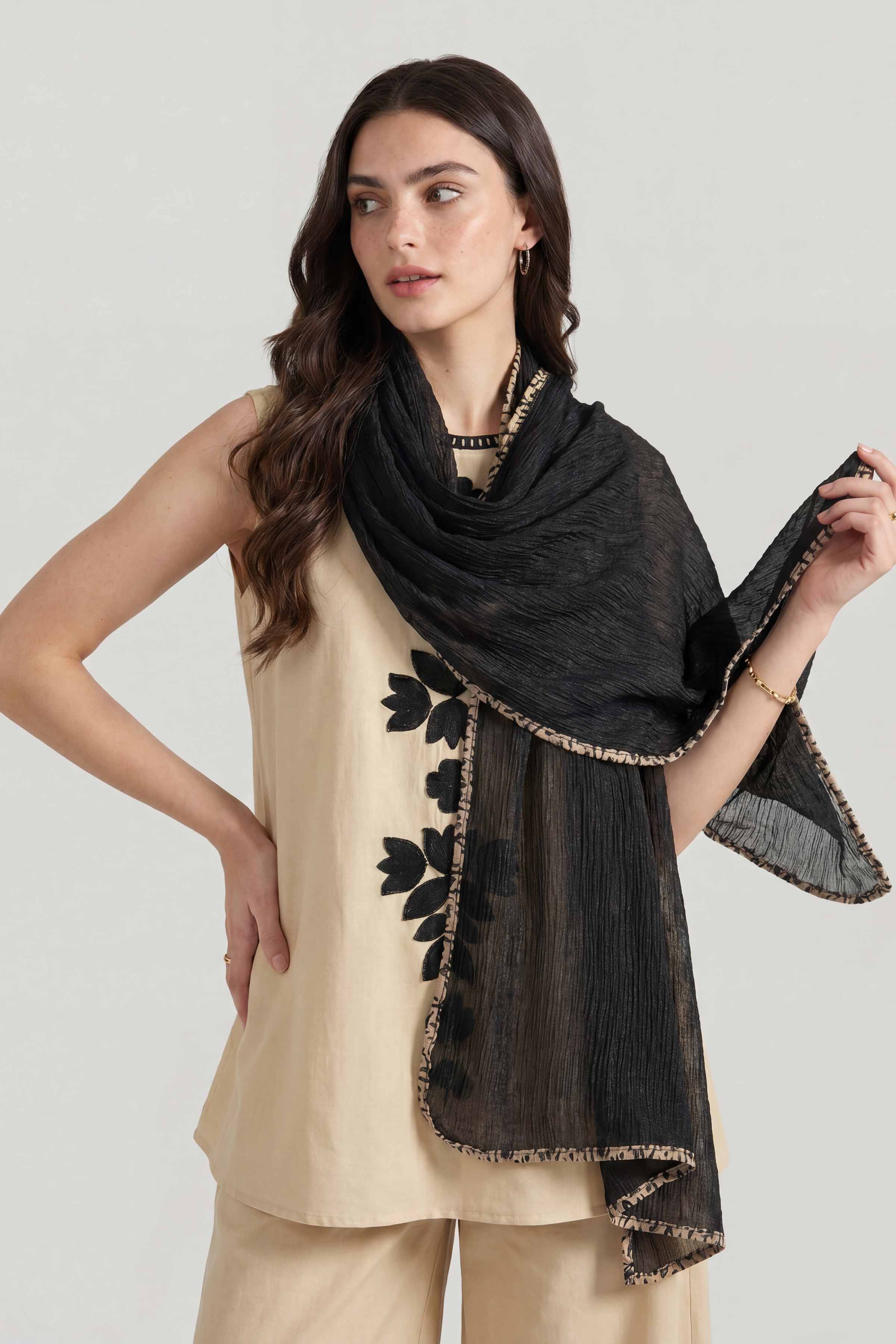 Black Women Scarf - 447672103