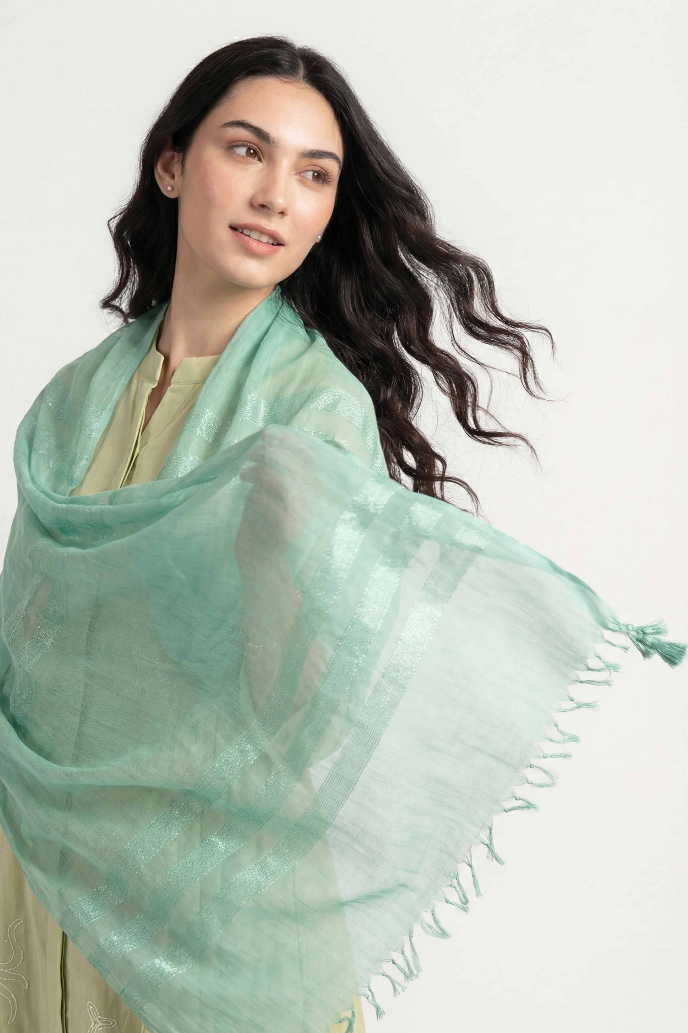 Green Women Scarf - 72070961