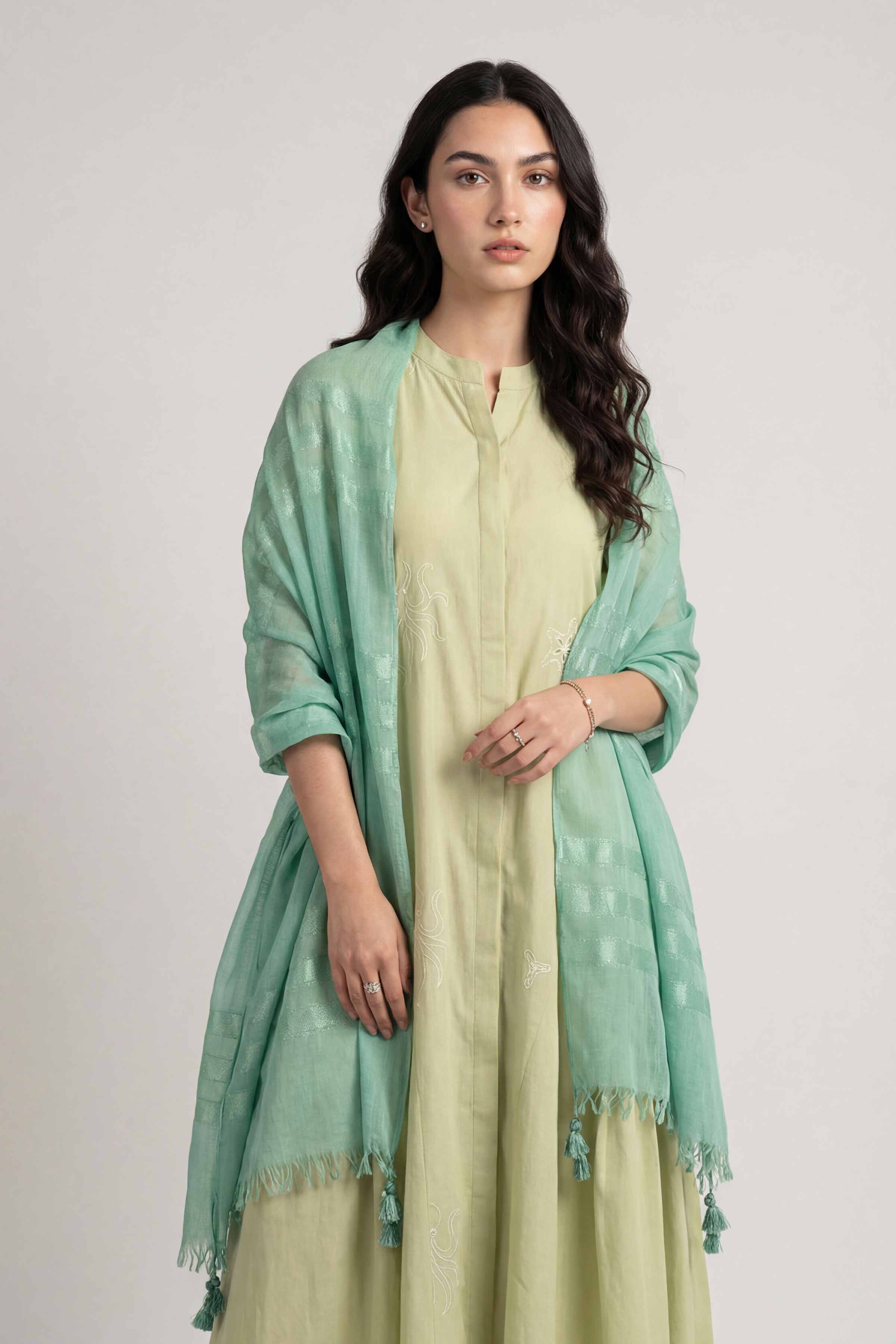Green Women Scarf - 72070961