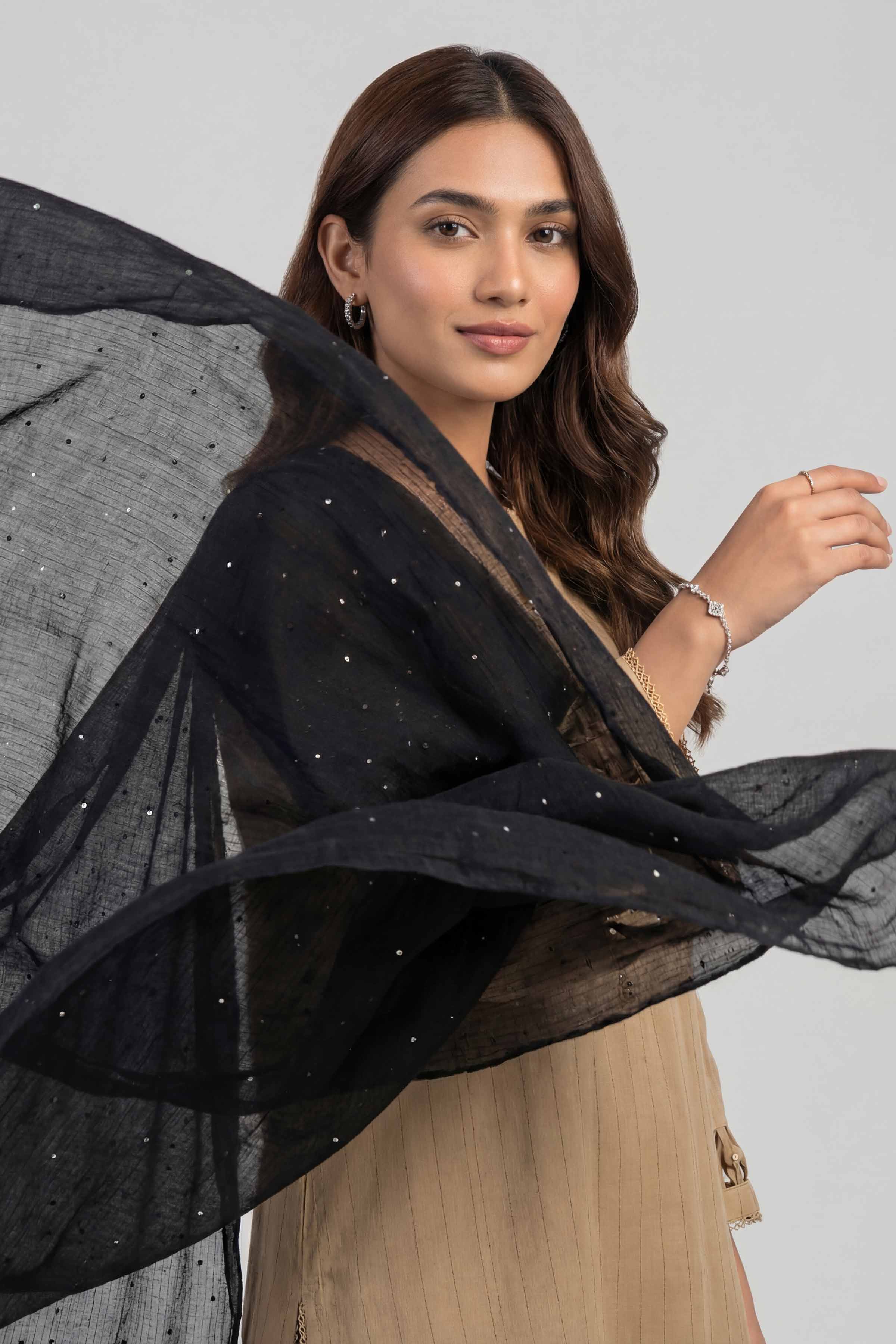 Black Women Scarf - 447822103