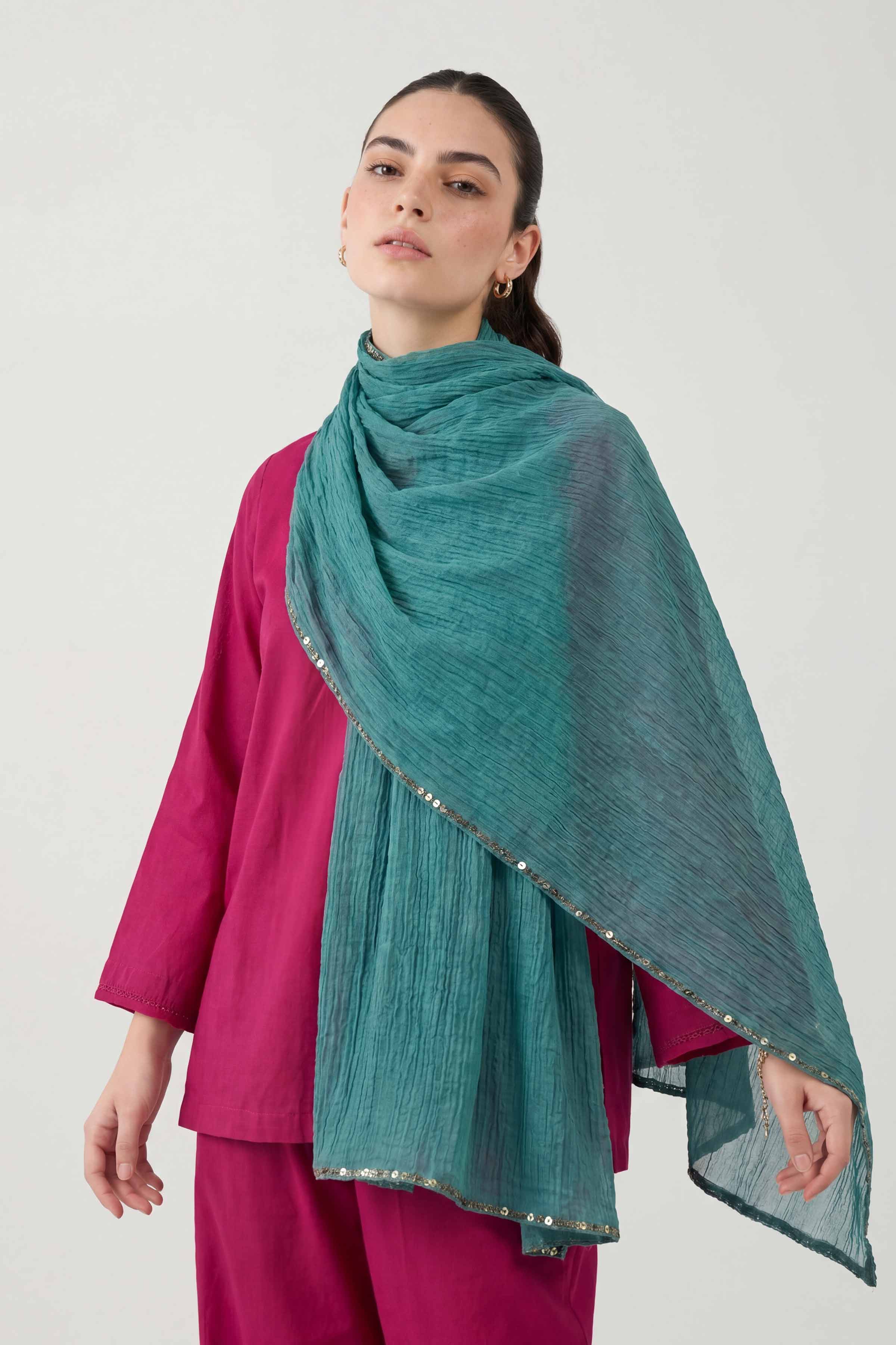 Green Women Scarf - 447862104