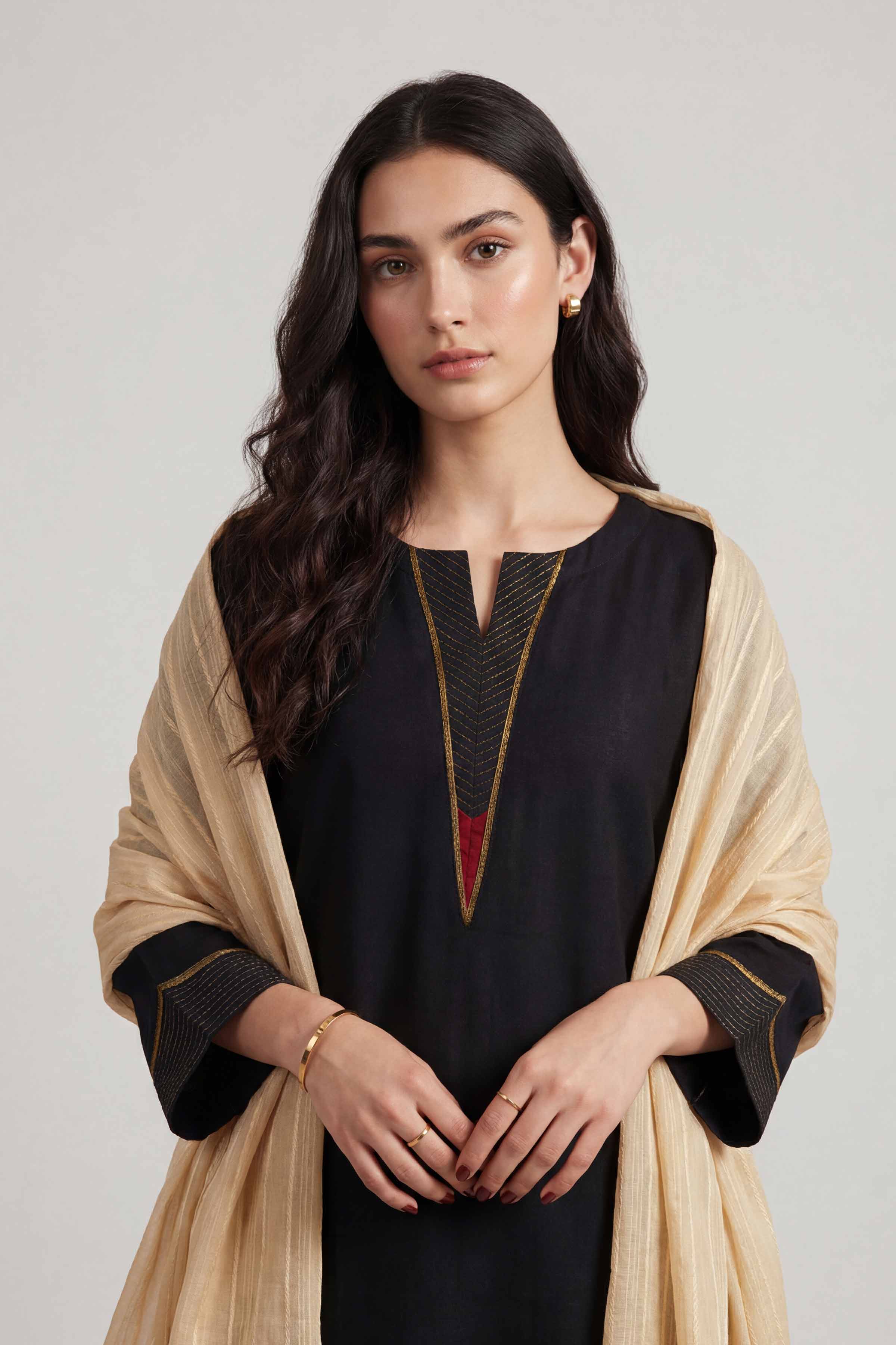 Camel Women Scarf - 72070977