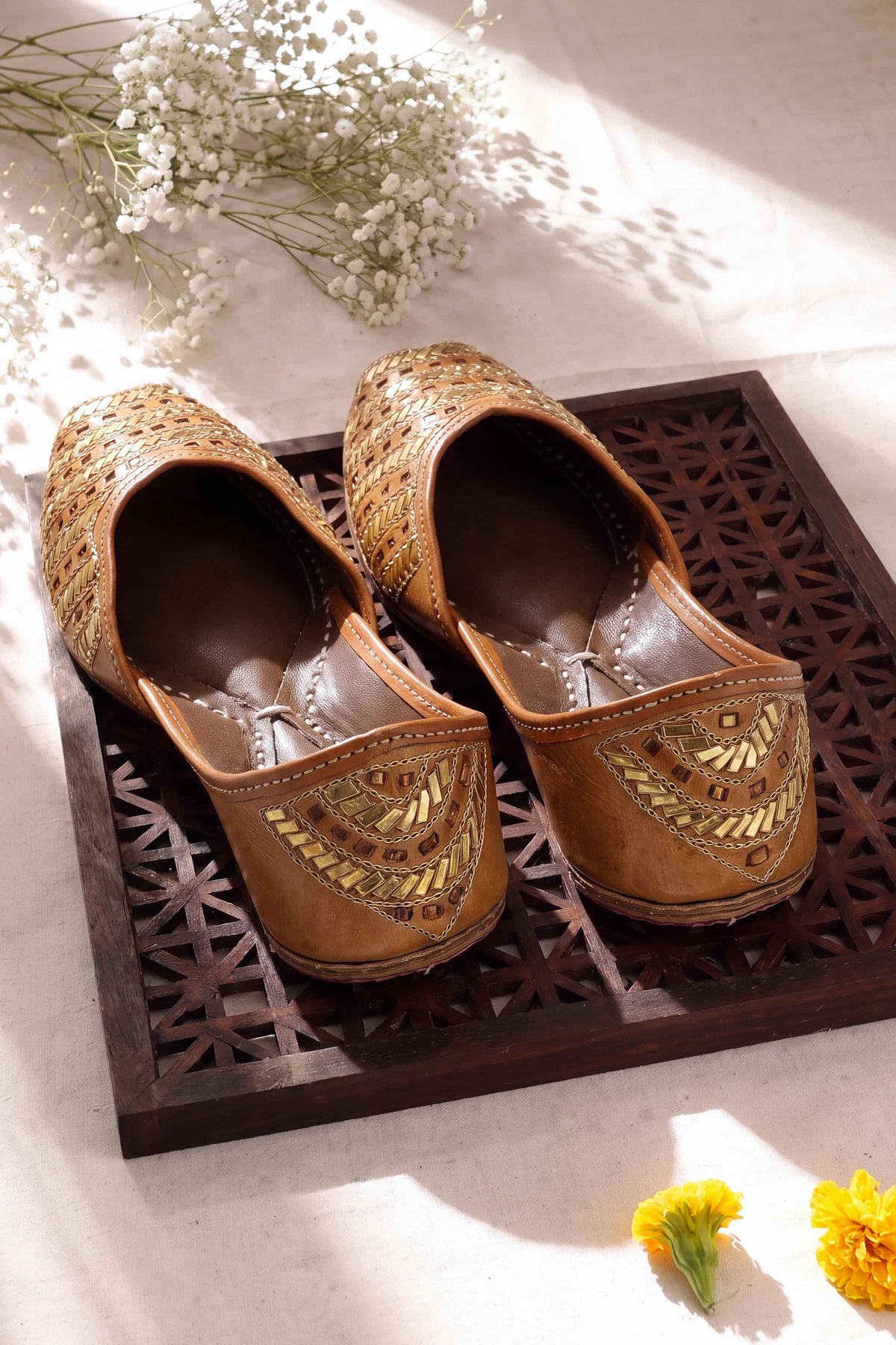 Beige Khussa-1718293718