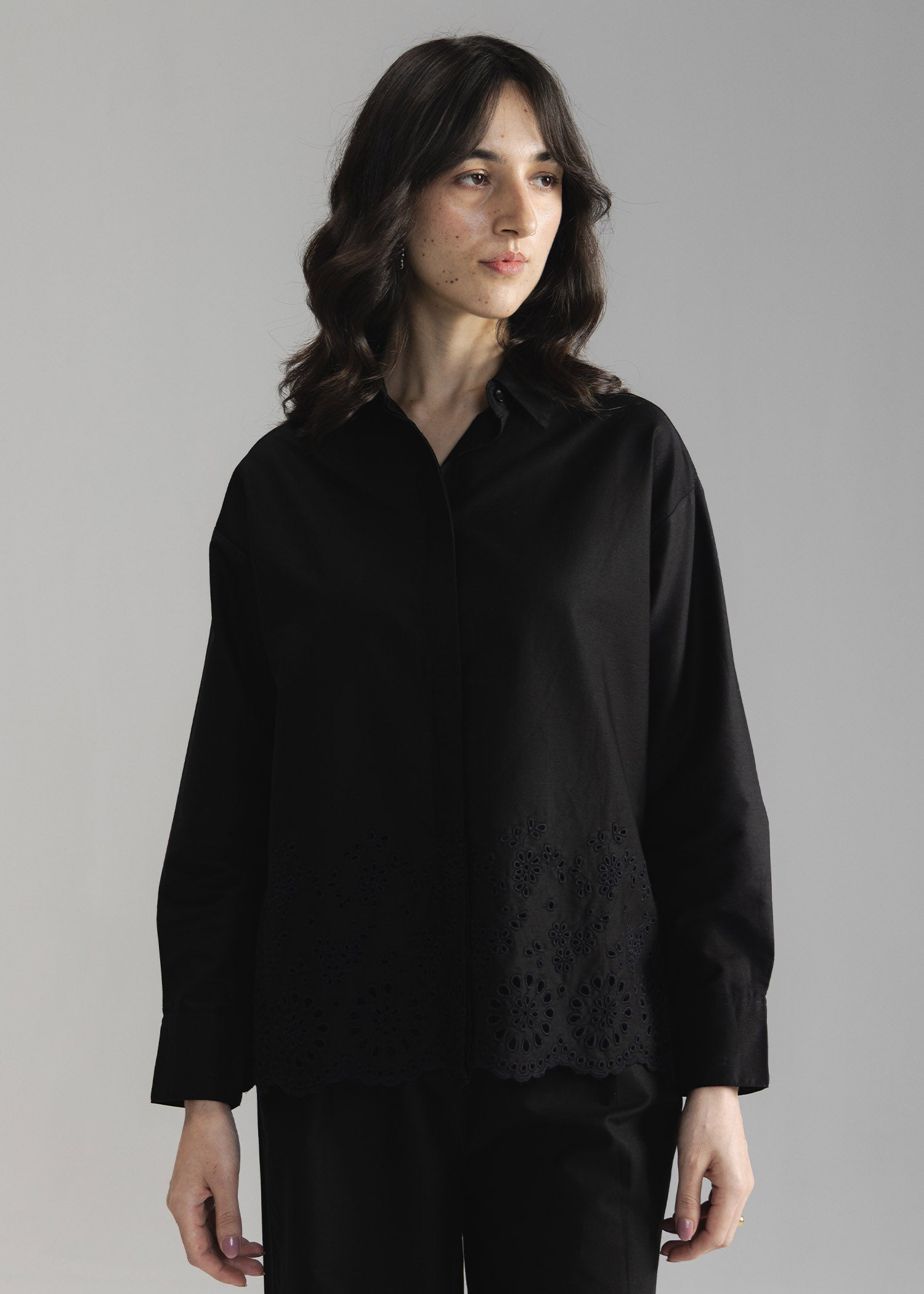 Schiffli Button Down Shirt- WS26-18