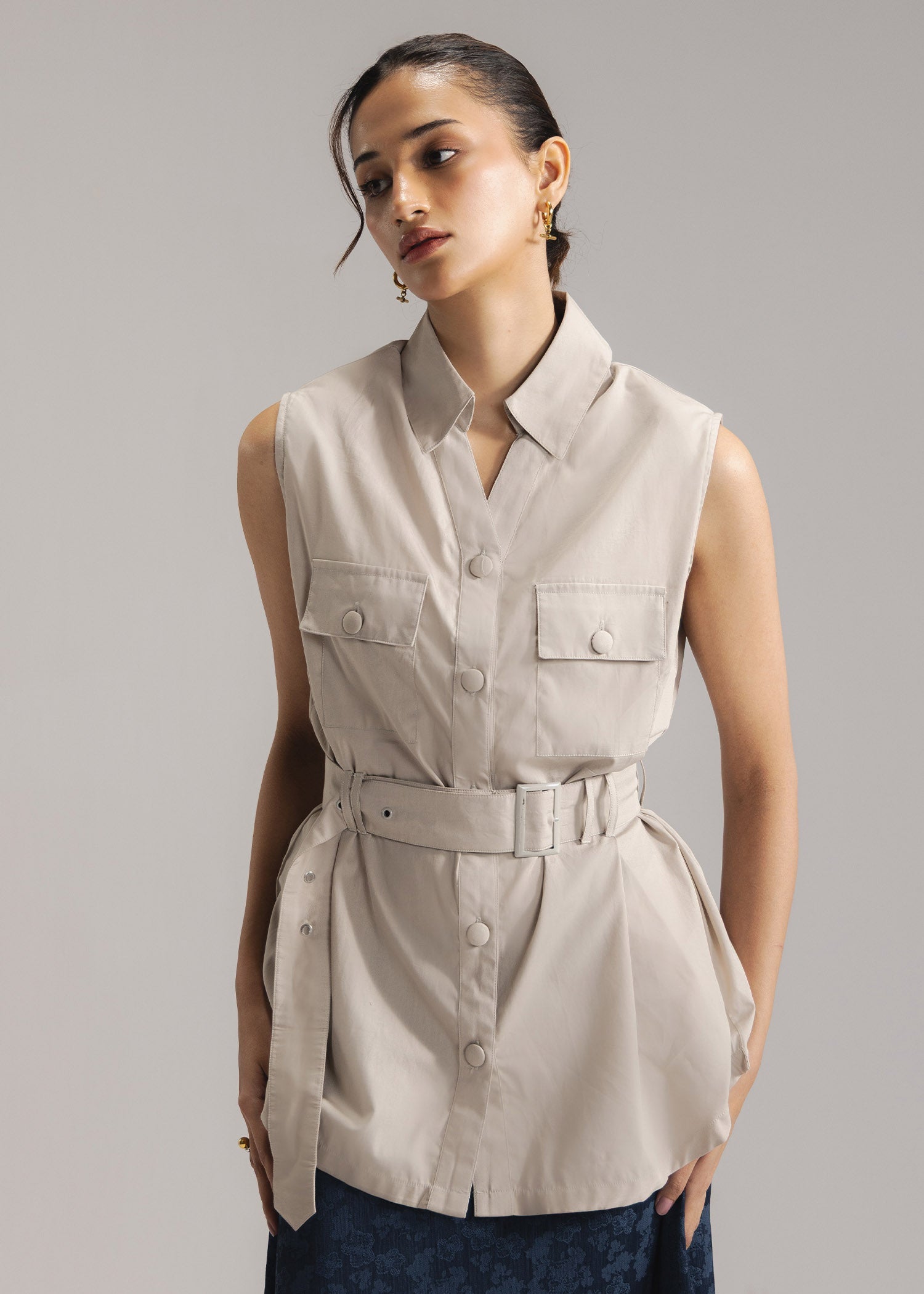Button Down Sleeveless Shirt- WS26-44