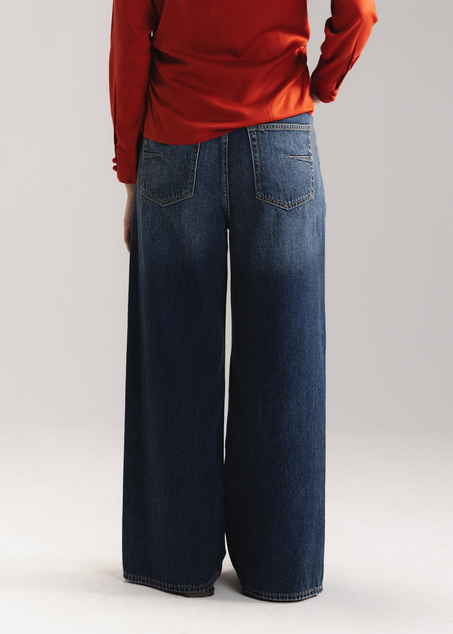 Wide Legged Jeans- WS26-192