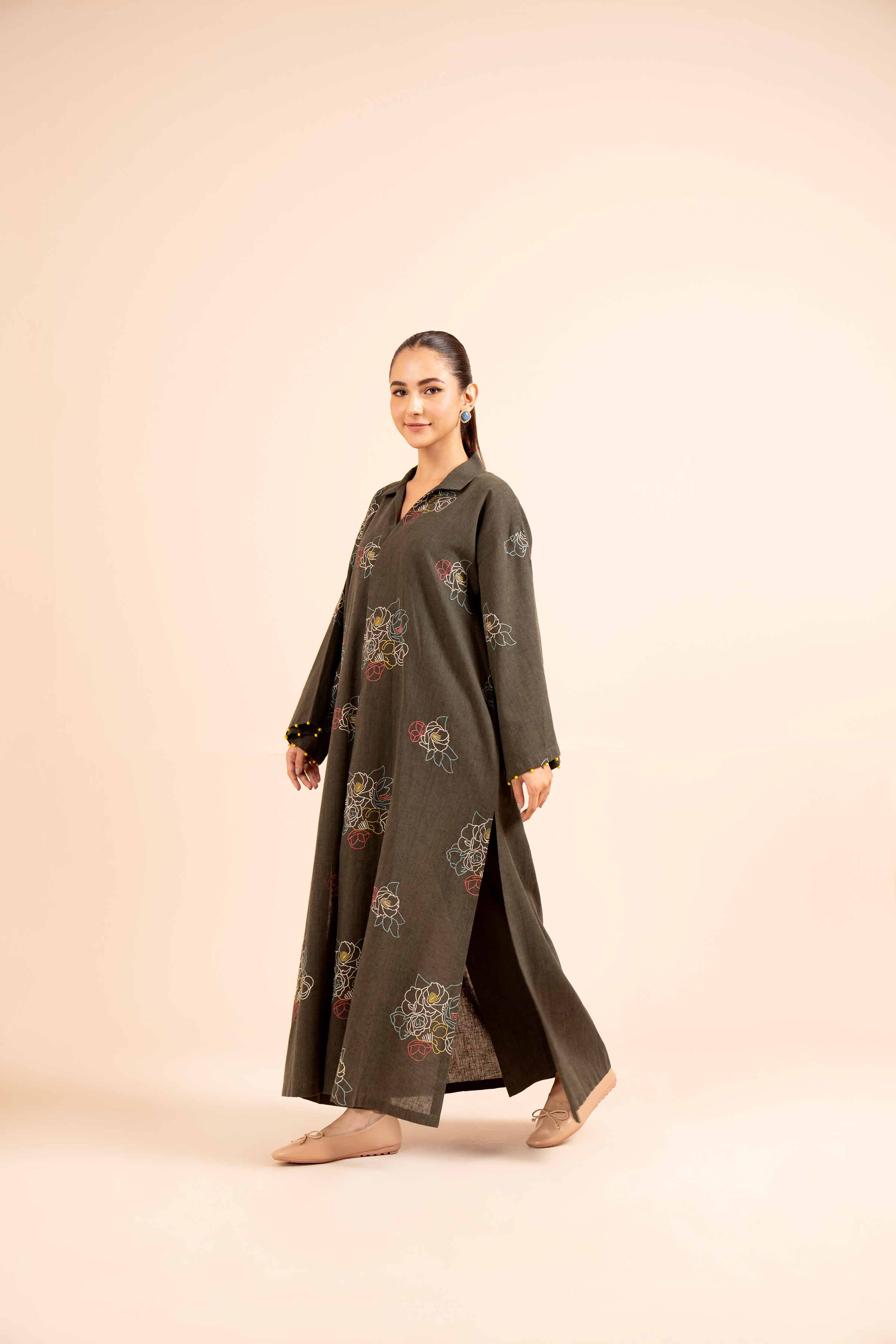 2 Piece - Dyed Embroidered Suit - 42404032