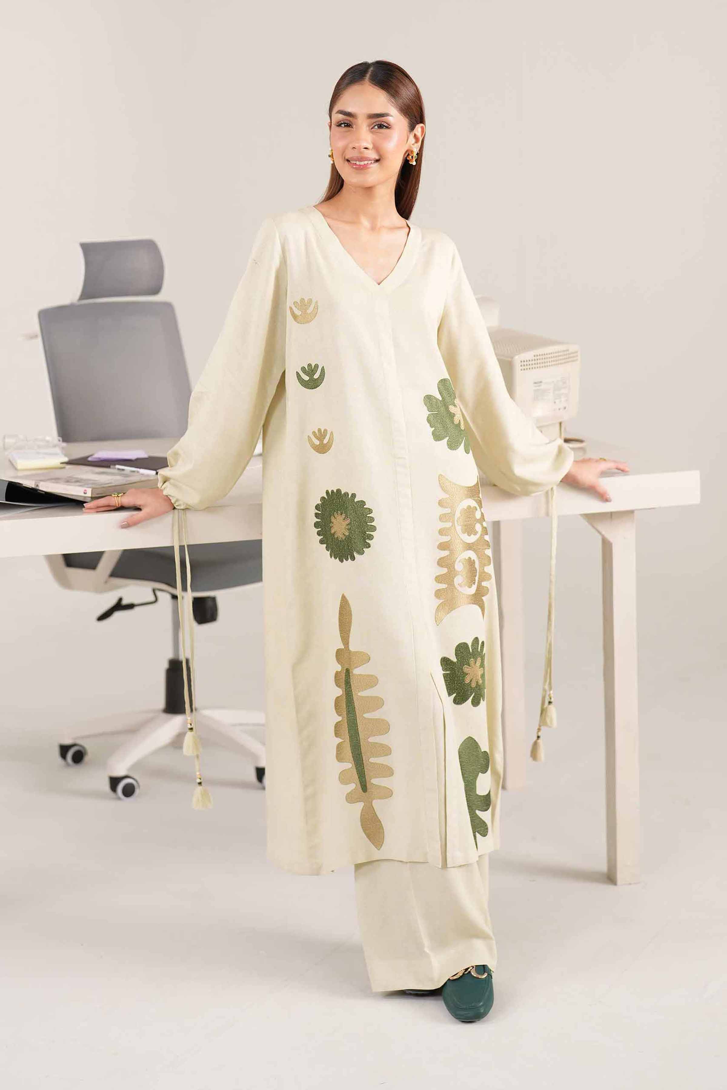 2 Piece - Dyed Embroidered Suit - 42404041