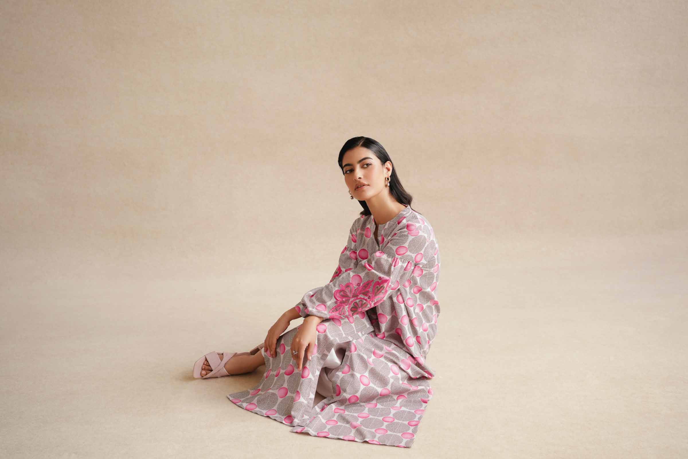 2 Piece - Printed Embroidered Suit - 42404070