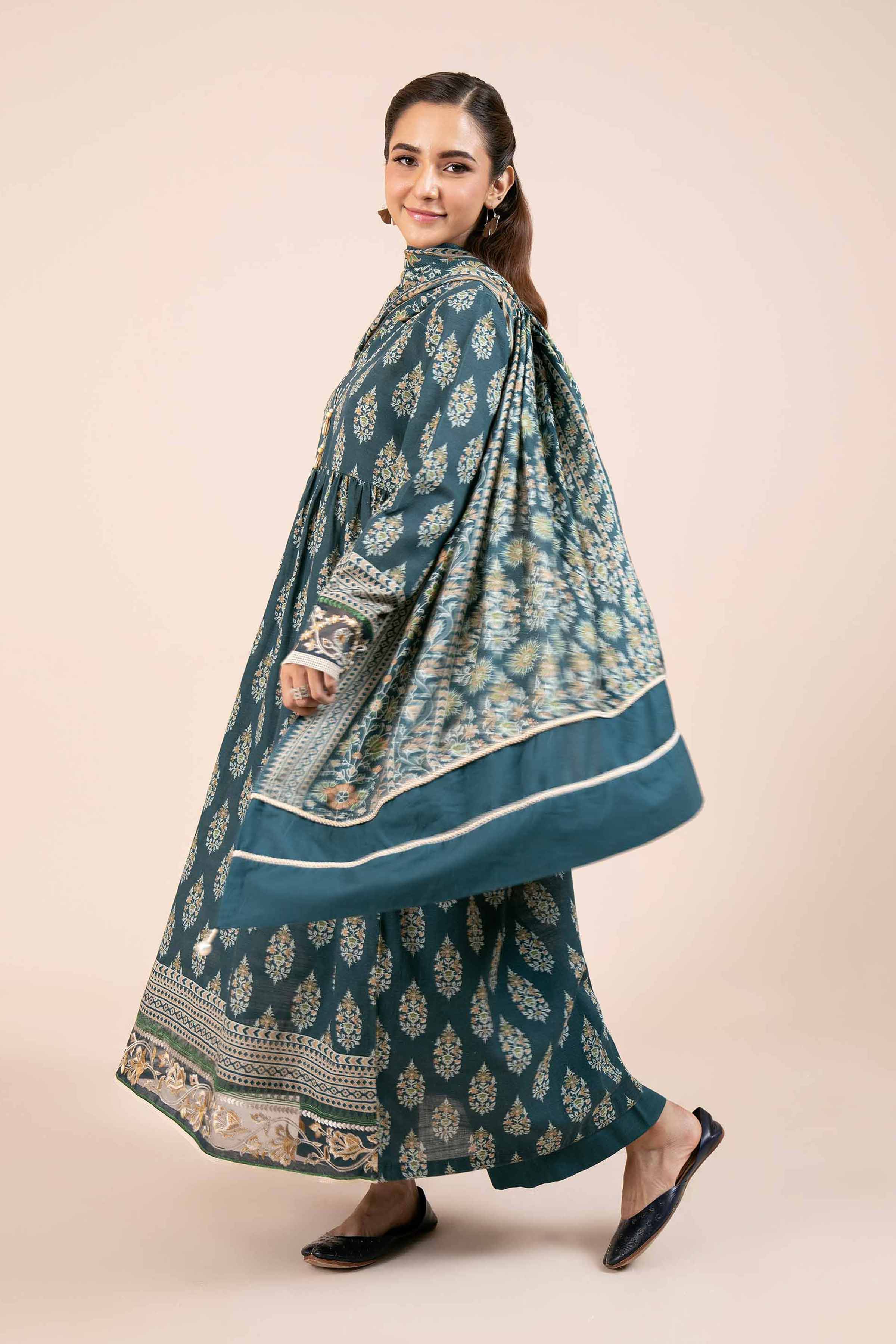 2 Piece - Printed Embroidered Suit - 42404085