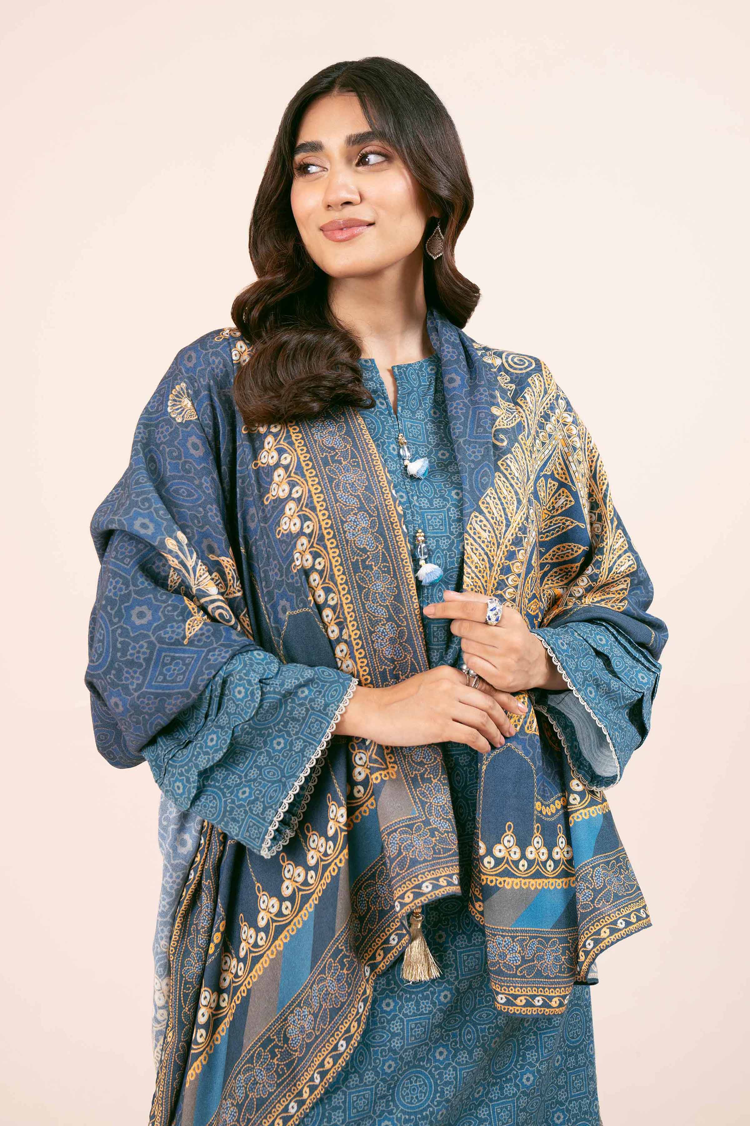 2 Piece - Printed Embroidered Suit - 42404089