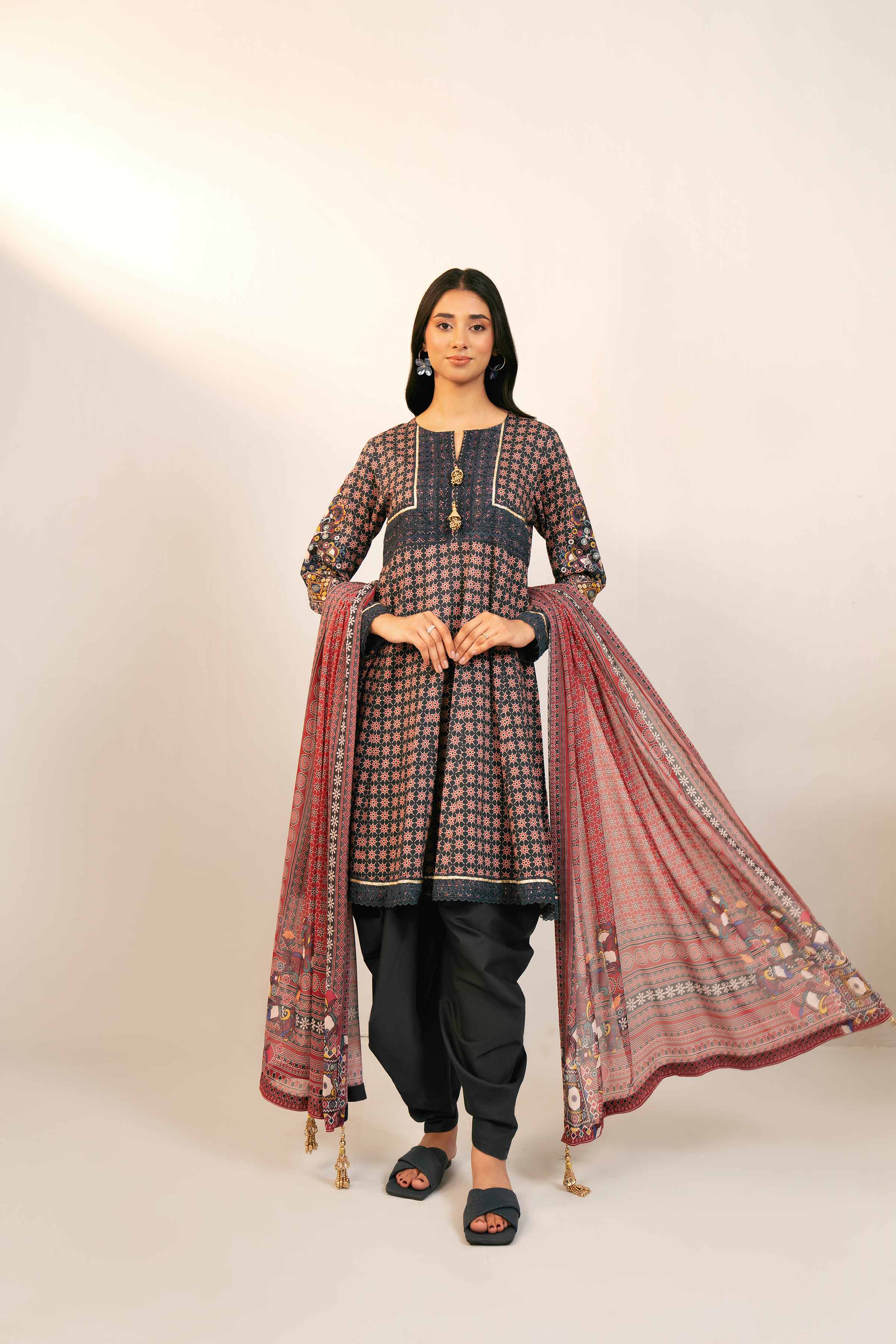 3 Piece - Printed Embroidered Suit - 42404145