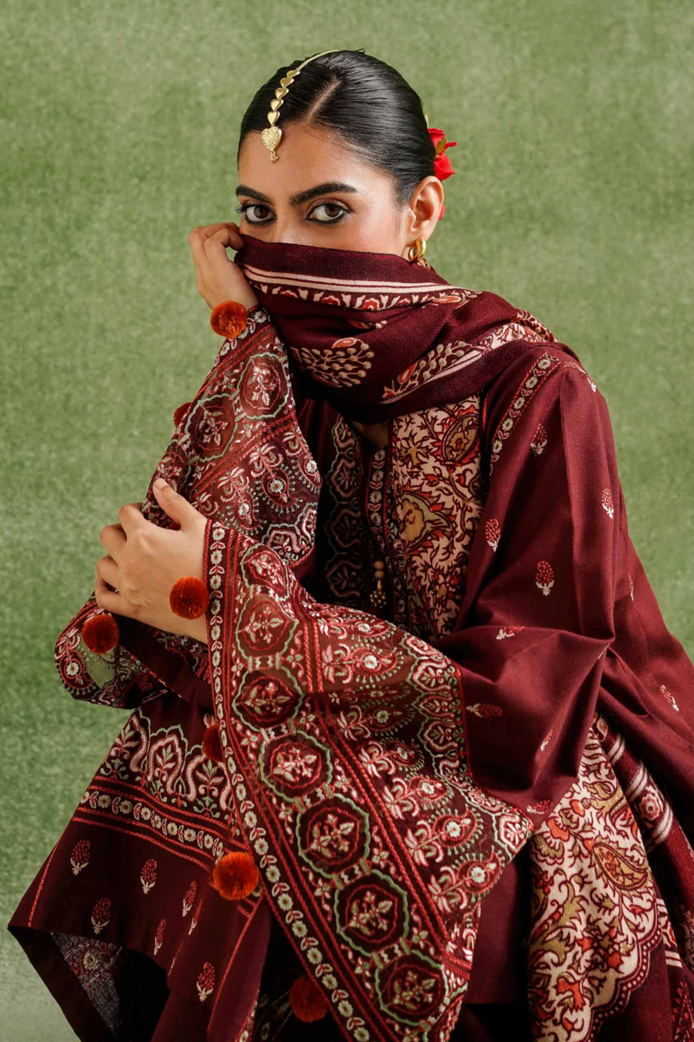 3 Piece - Embroidered Suit - 42404276