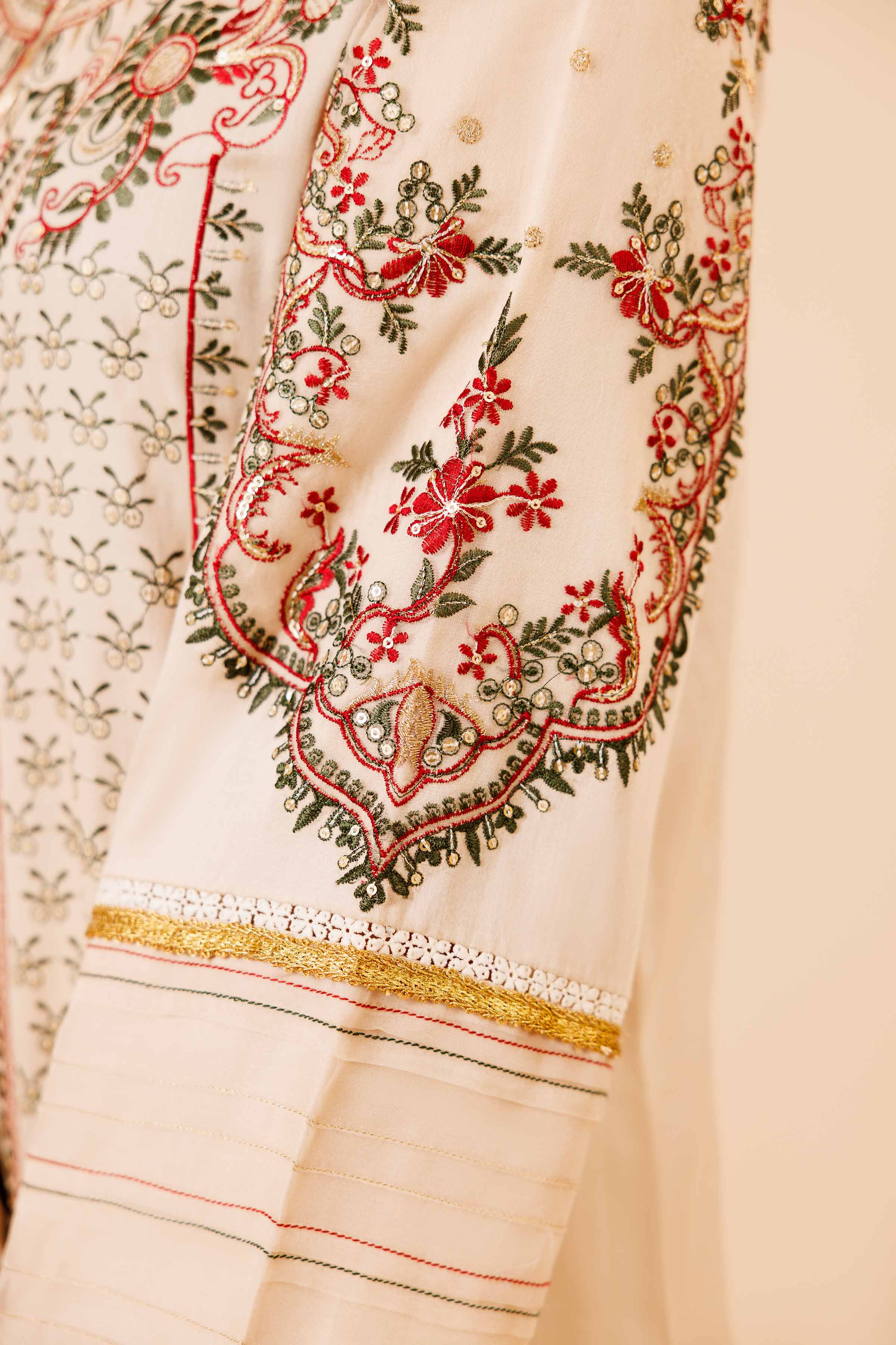 3 Piece - Embroidered Suit - 42404286