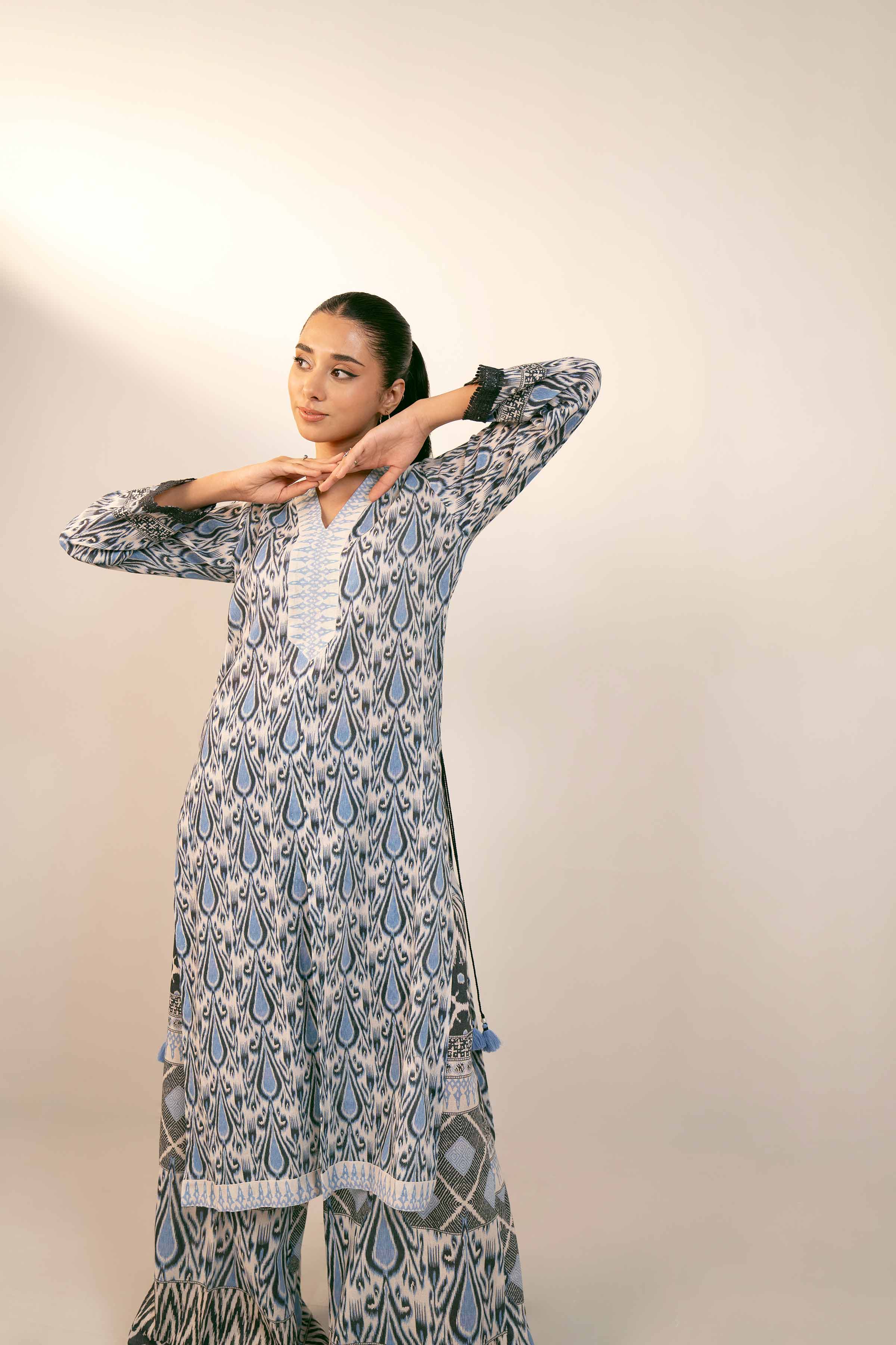 2 Piece - Printed Suit - 42404423