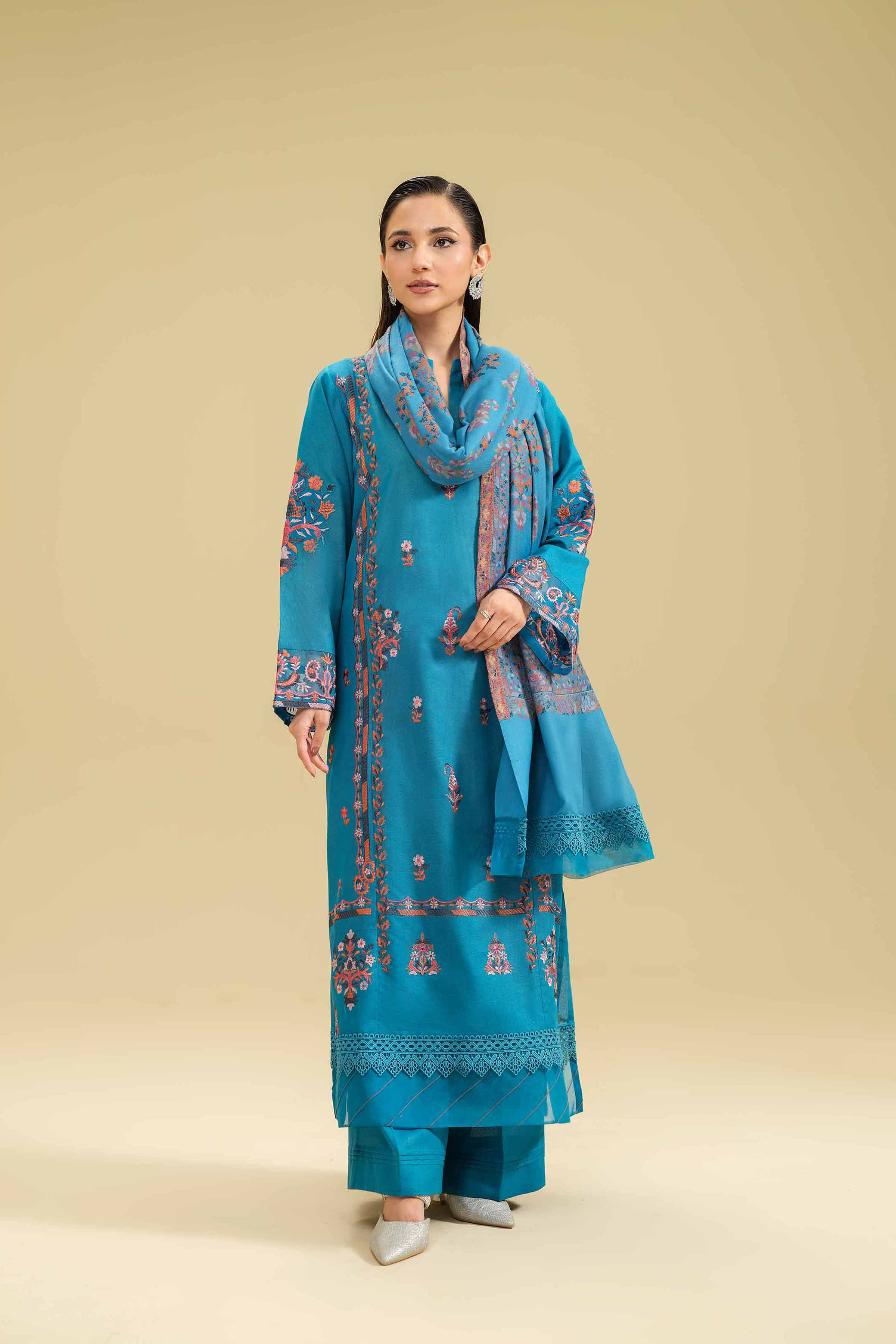 3 Piece - Embroidered Suit - 42404515